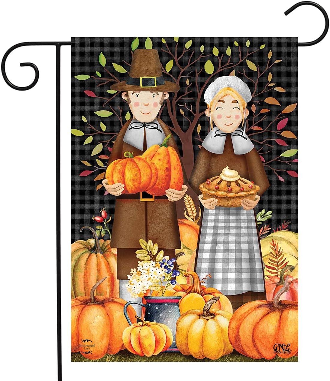 Pilgrims Thanksgiving Garden Flag with Pumpkins and Pie