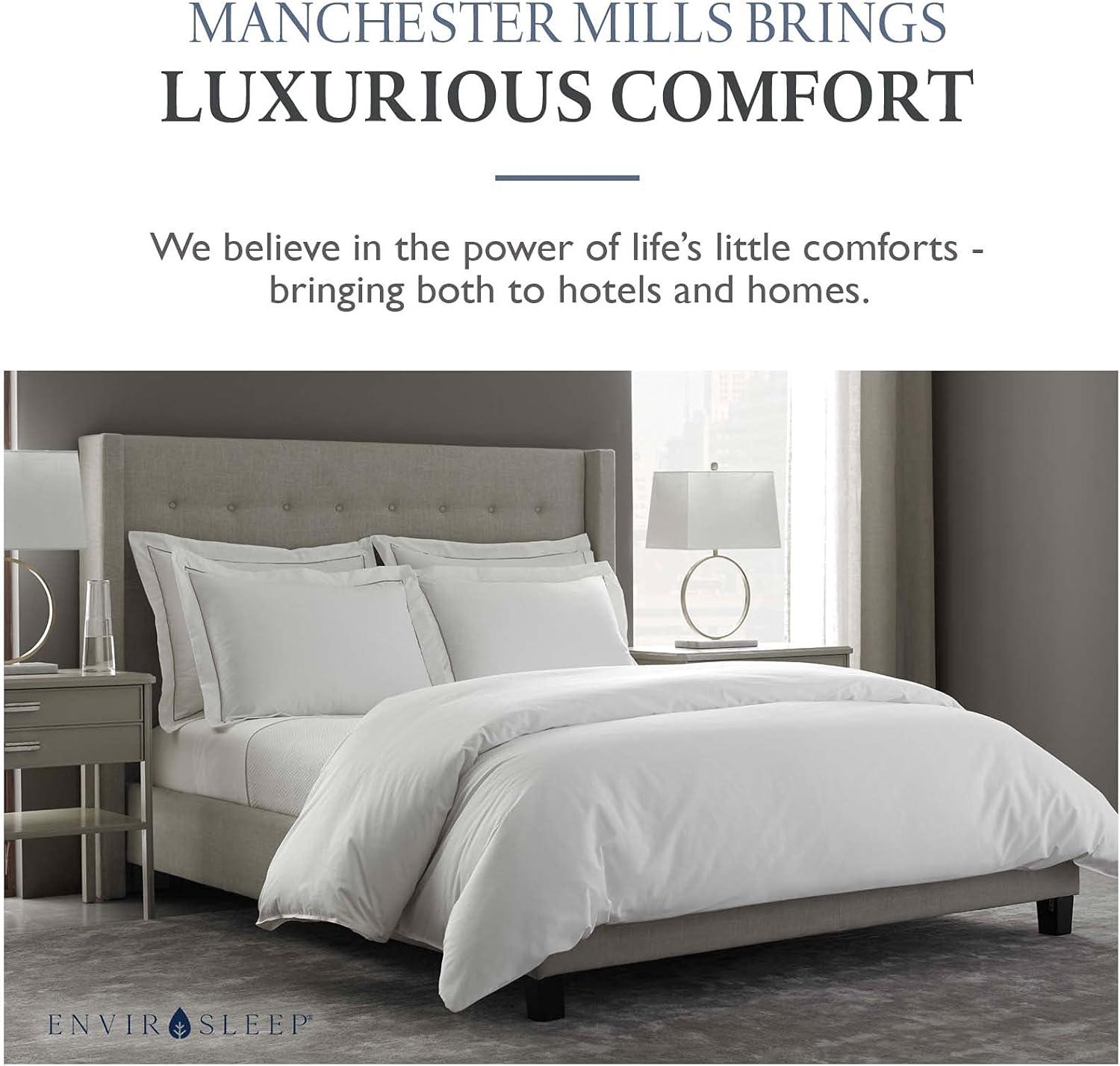 Hypoallergenic White Polyester and Cotton Bed Pillow Set