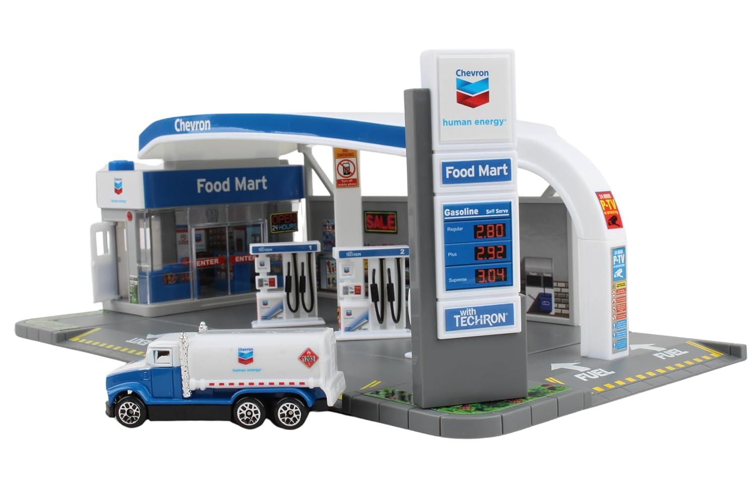 Daron Chevron Gas Station Playset