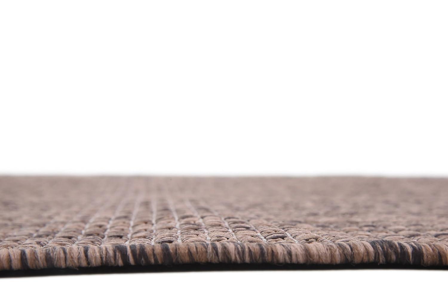 Unique Loom 4' 1 x 6' 1 Rectangle Indoor/Outdoor Solid Light Brown Area Rug
