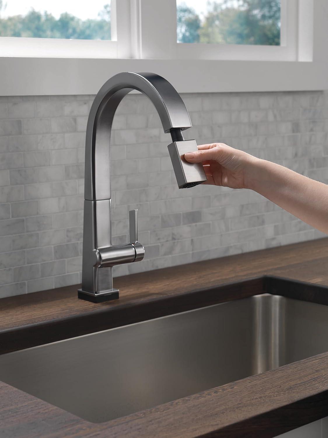 Pivotal Pull Down Touch Single Handle Kitchen Faucet with Touch20 Technology