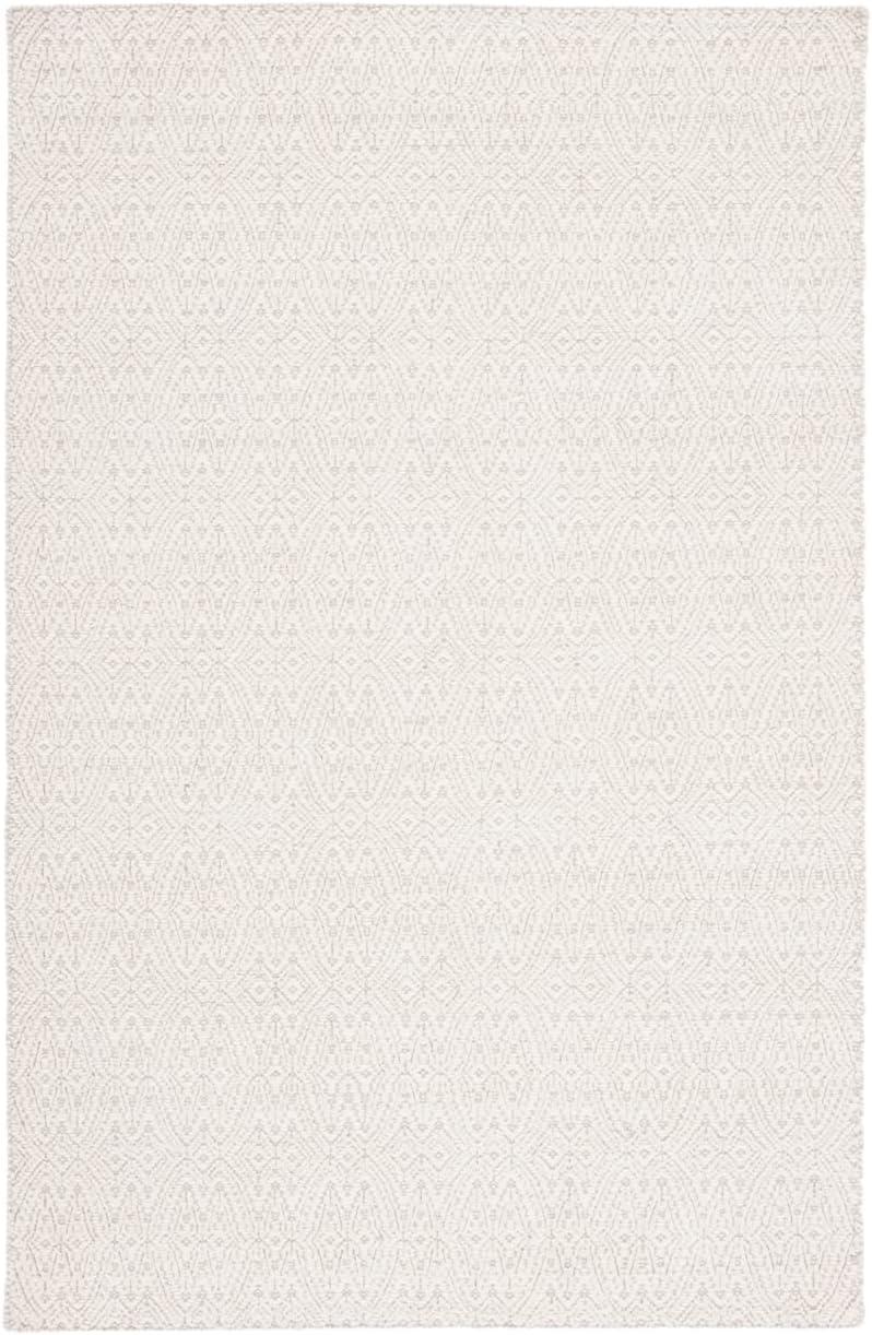 Ivory Handmade Wool 4' x 6' Tufted Area Rug