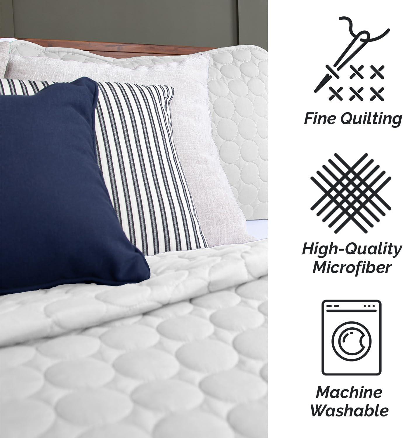 Southshore Fine Living, Inc. White Quilts Queen Size Set, Lightweight Summer Bedspread with 2 Quilted Pillow Shams, Cozy, Soft Circle-Stitch Design, Queen Size/Full Size, White