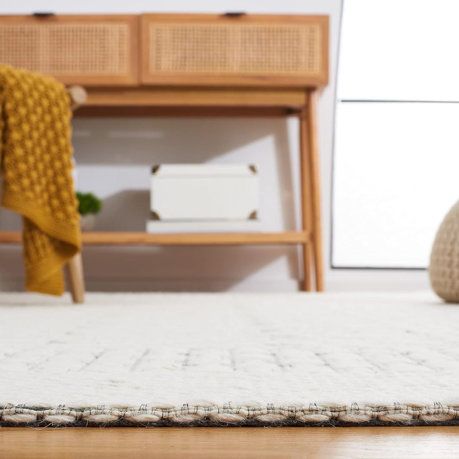 Marbella MRB427 Hand Woven Indoor Area Rug - Ivory/Green - 6'x9' - Safavieh