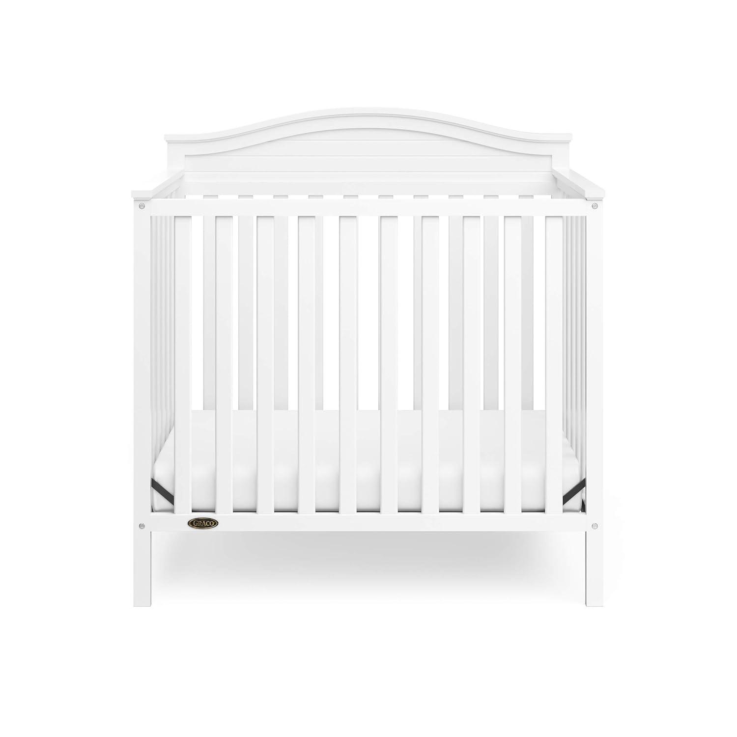 Graco Graco Stella 4-in-1 Mini Convertible Crib with Mattress