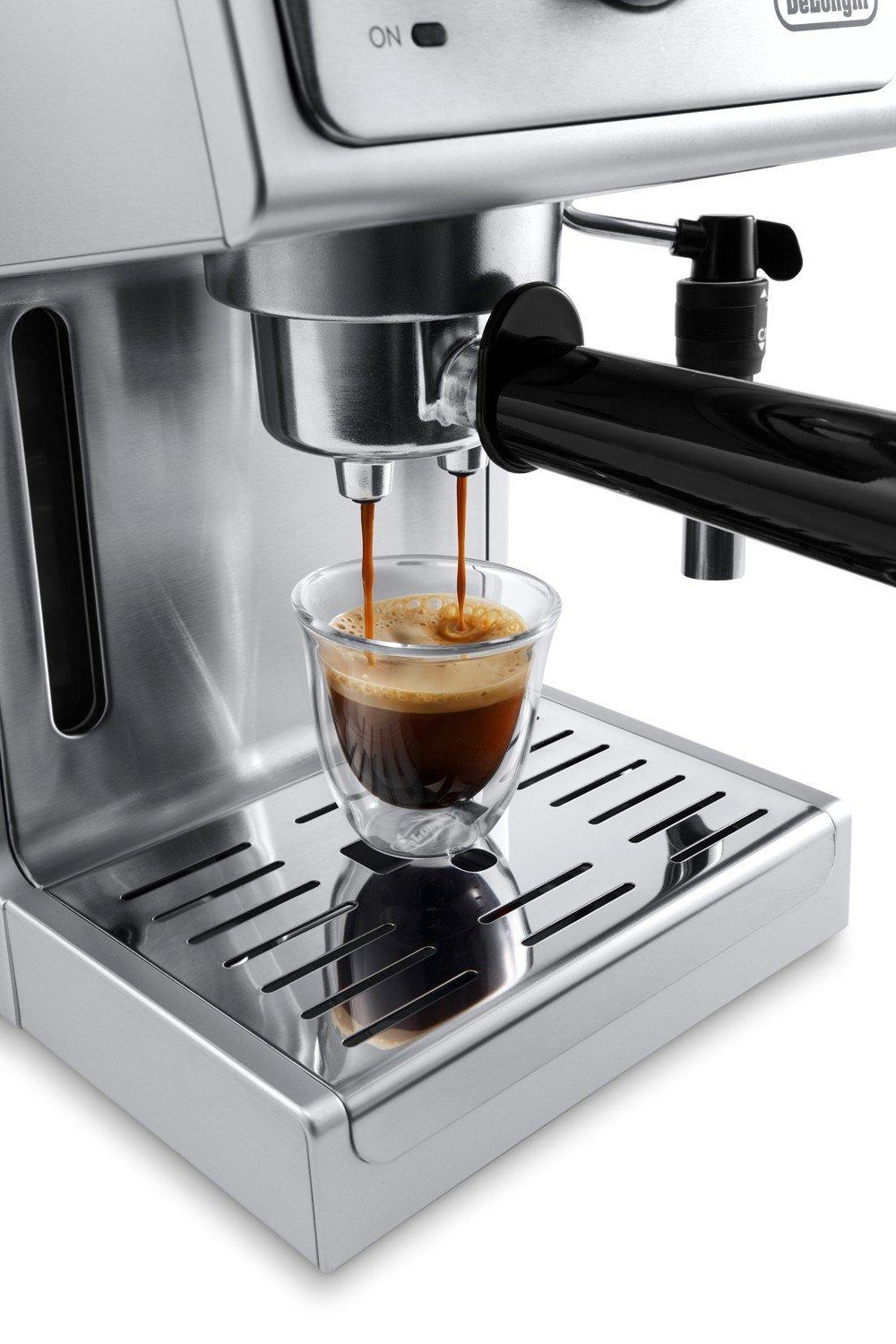 De'Longhi ® Stainless Steel Pump Espresso Maker