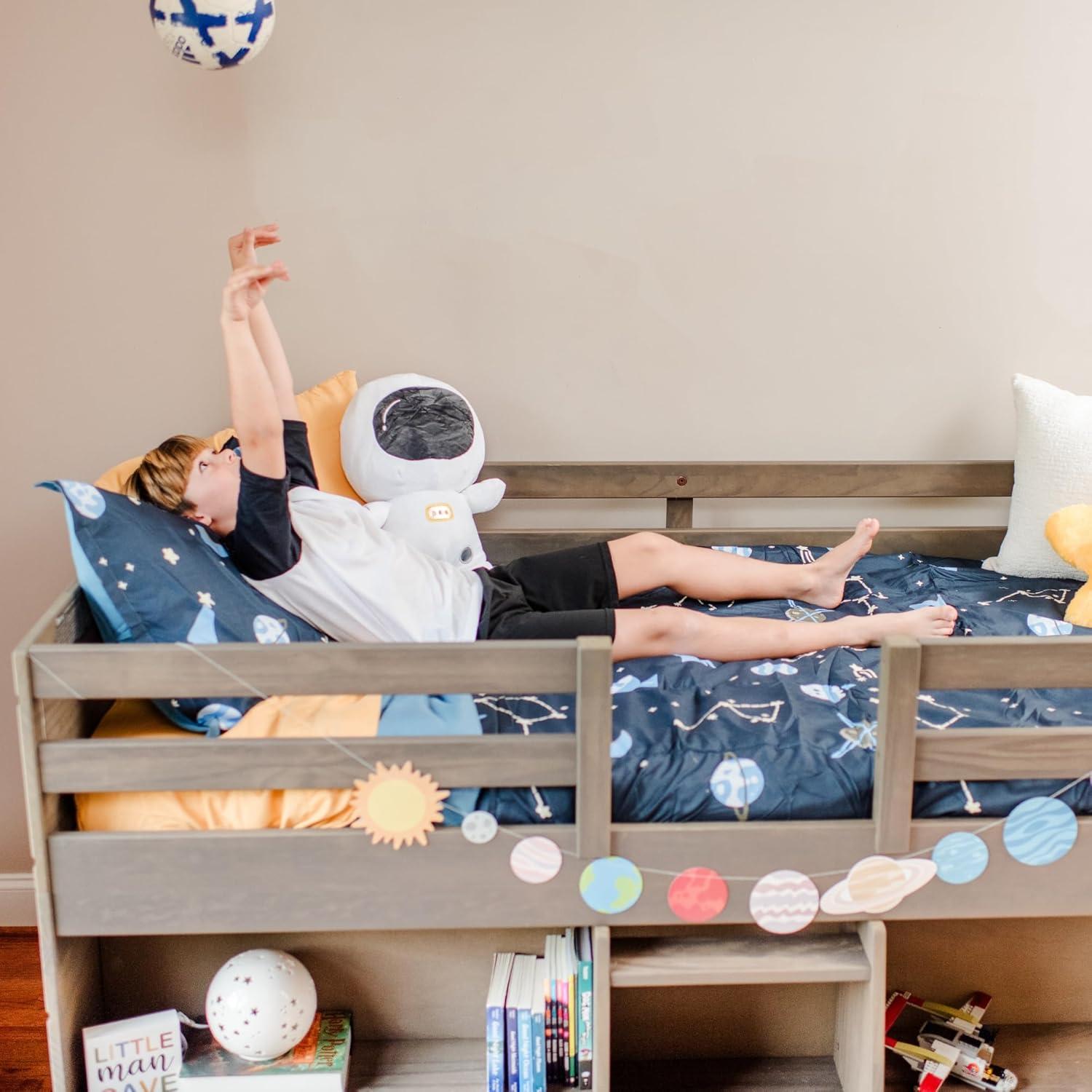 Max & Lily Solid Wood Modern Farmhouse Low Loft Bed, Twin Bed Frame for Kids with 2 Bookcases