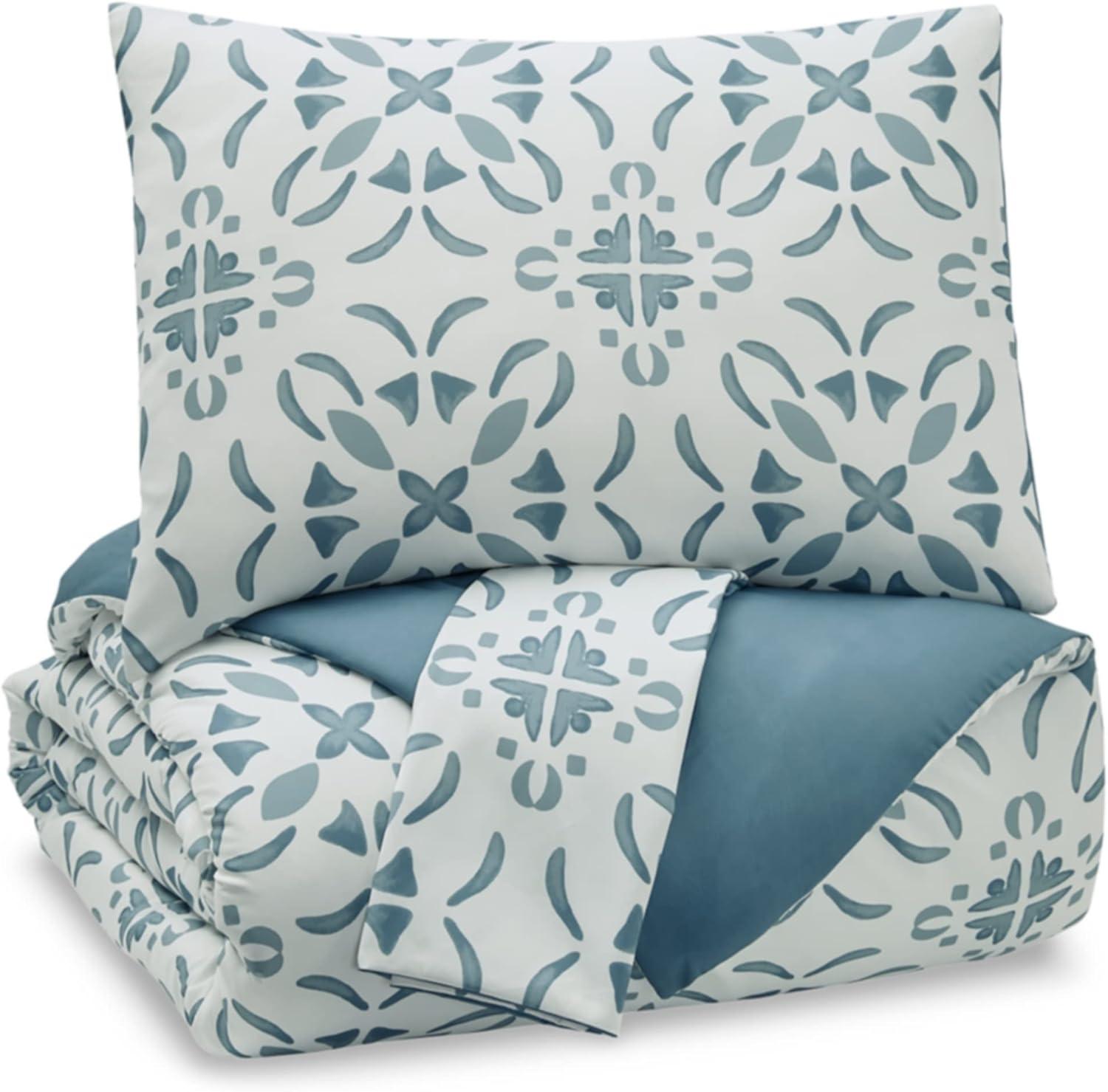 King Blue and White Microfiber Comforter Set