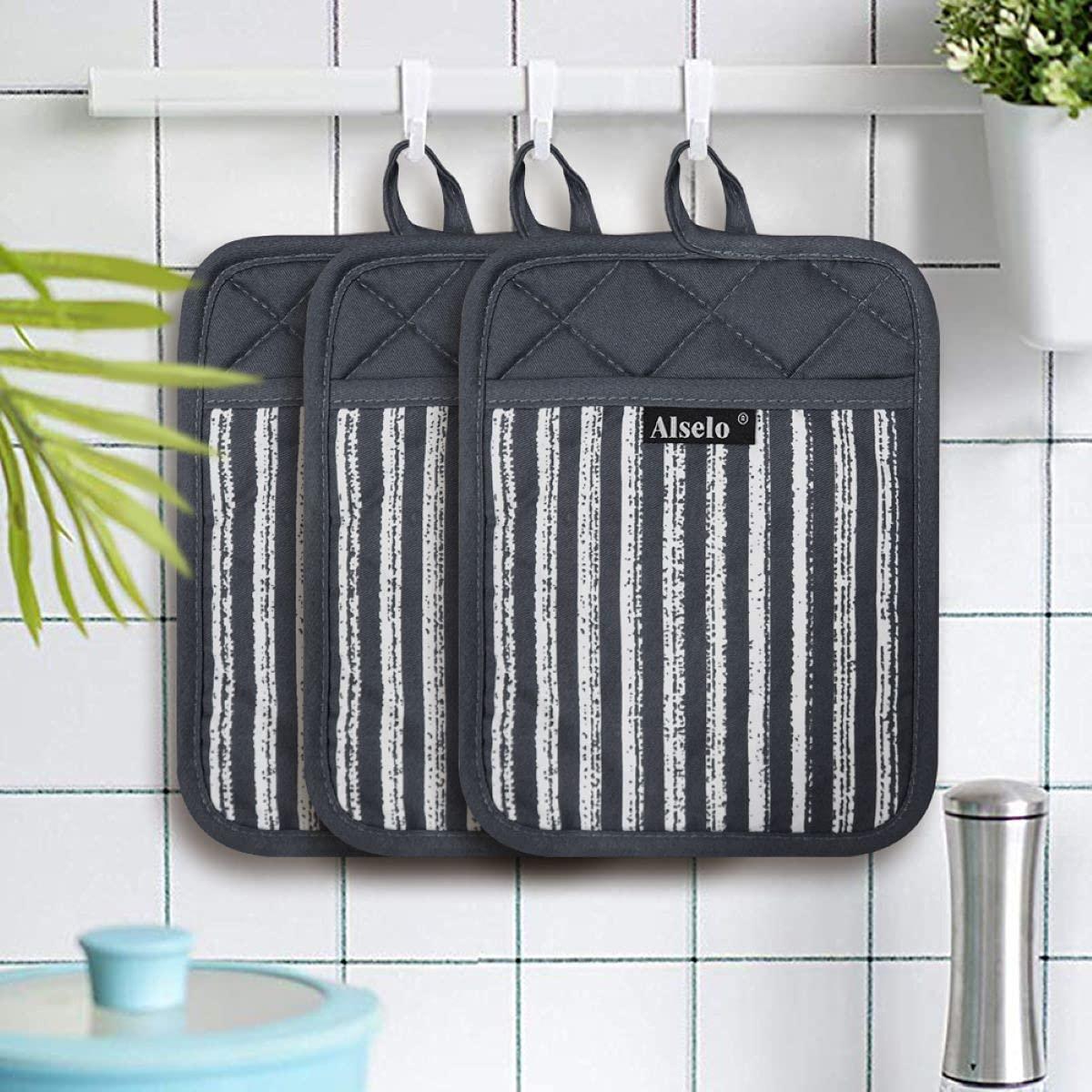 Silicone Pot Holders Set of 3 Heat Resistant & Non Slip Potholders, Professional Oven Hot Pads with Pockets Mitts for Kitchen Cooking Baking Barbecue