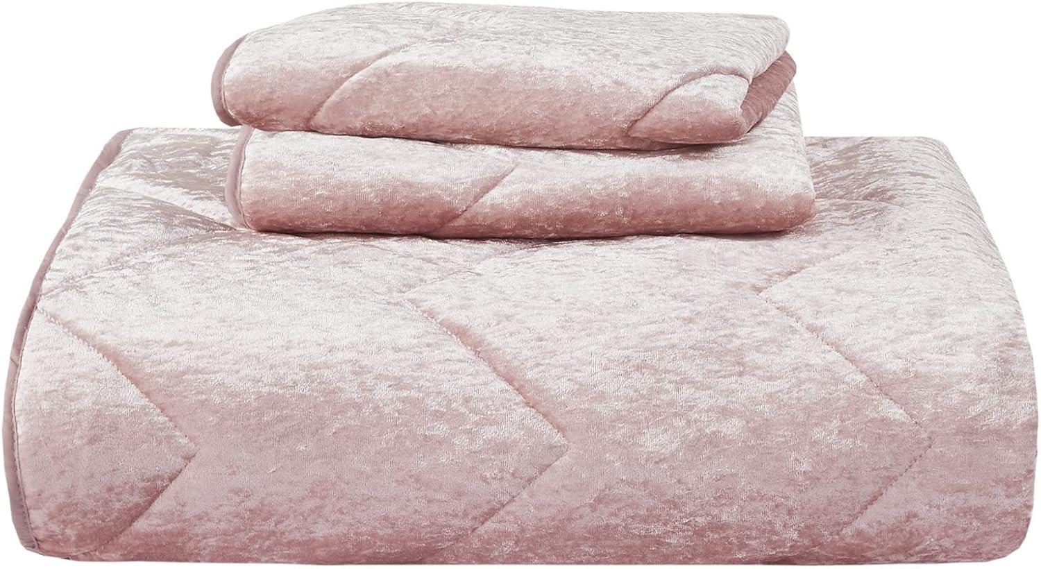 Comfort Spaces Juliette Luxe Comforter Set Velvet Lush with Soft Brushed Microfiber Reverse, All Season Cozy Velvet Bedding Sets, Fluffy Comforter Bed Set, Matching Sham, Blush Twin/Twin XL 2 Piece