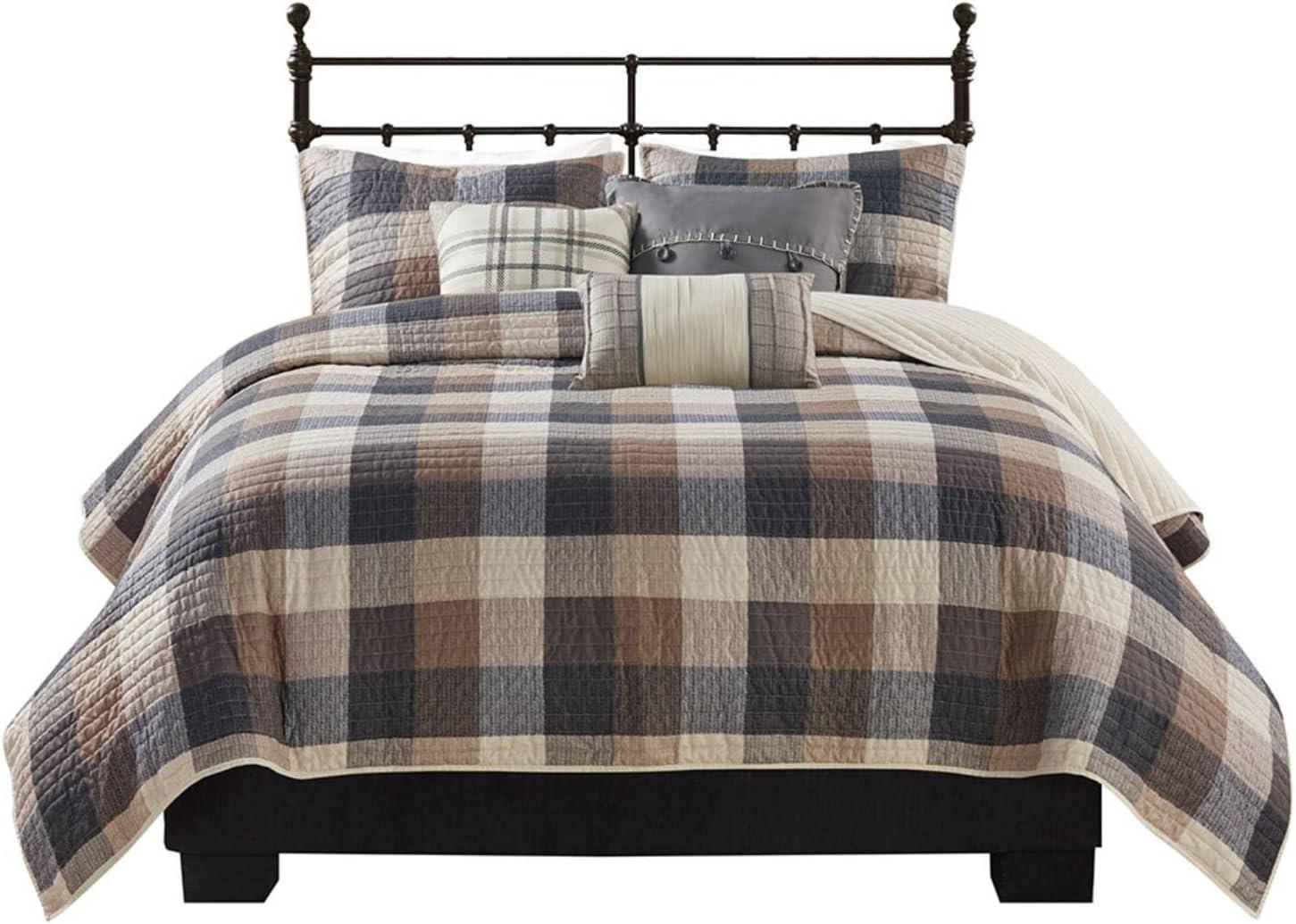 Madison Park Ridge 6 Piece Printed Herringbone Quilt Set with Throw Pillows