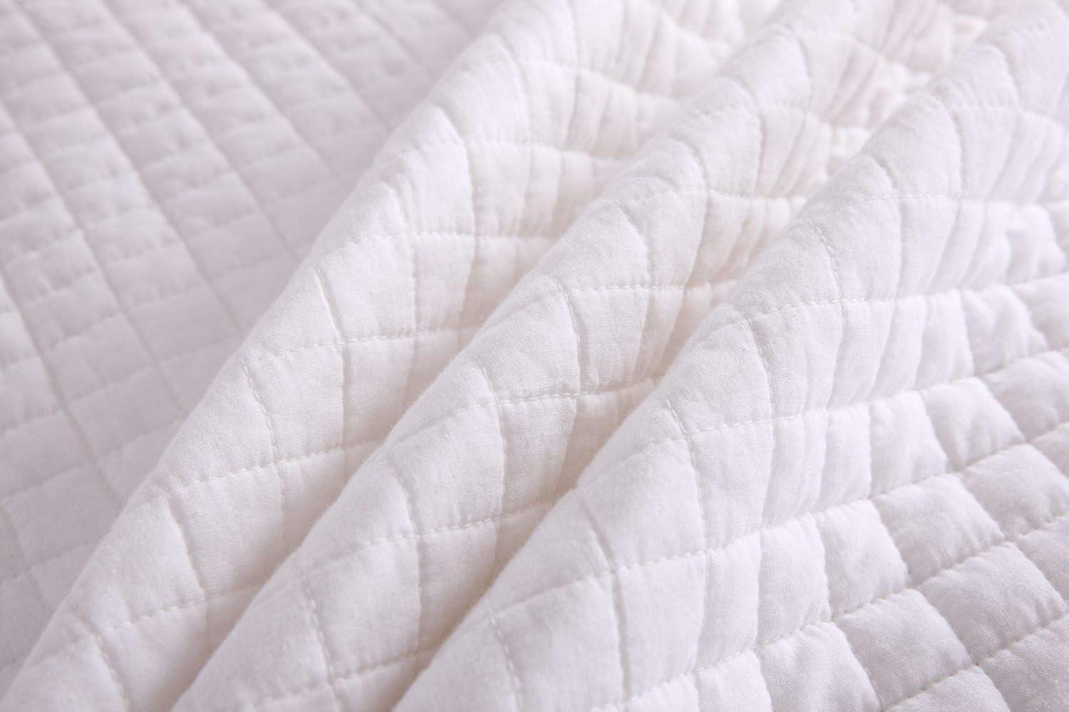 White Cotton Queen Reversible Quilted Bedspread Set