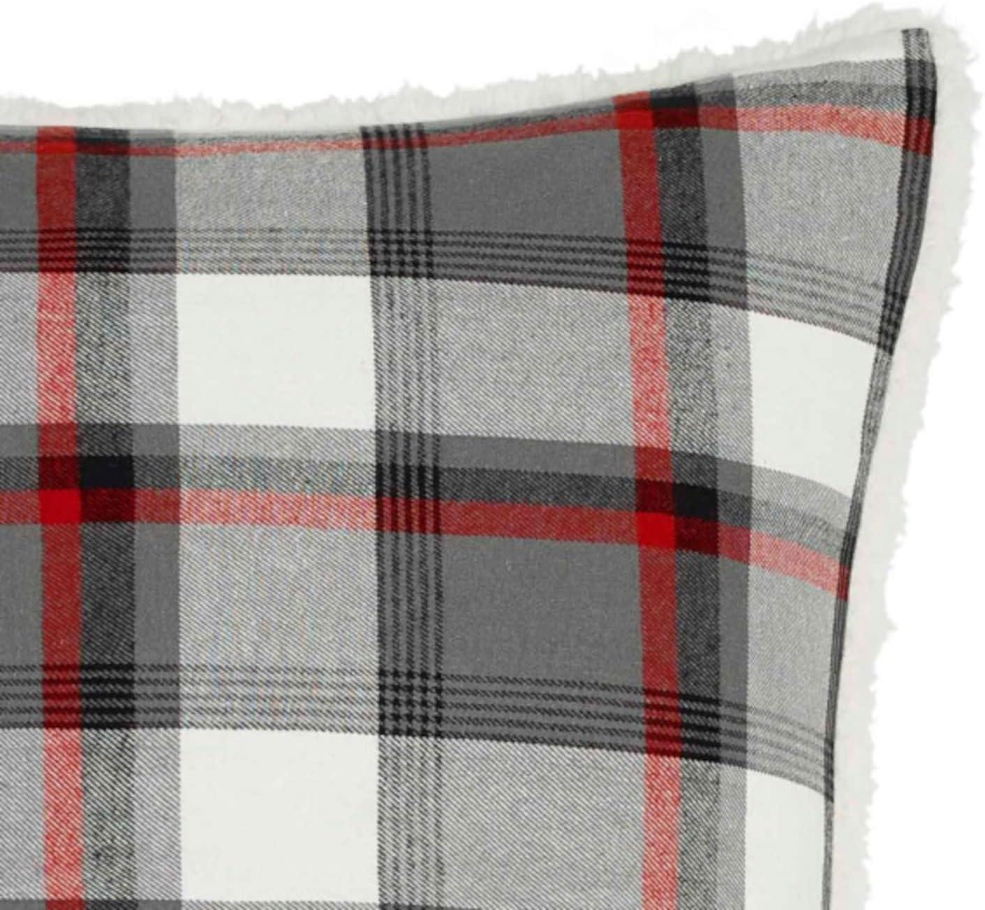 Eddie Bauer Eddie Bauer Wallace Sherpa Throw Pillow