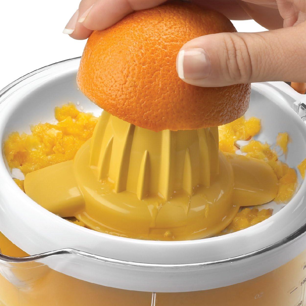 Black and Decker White Electric Citrus Juicer with Adjustable Pulp Control