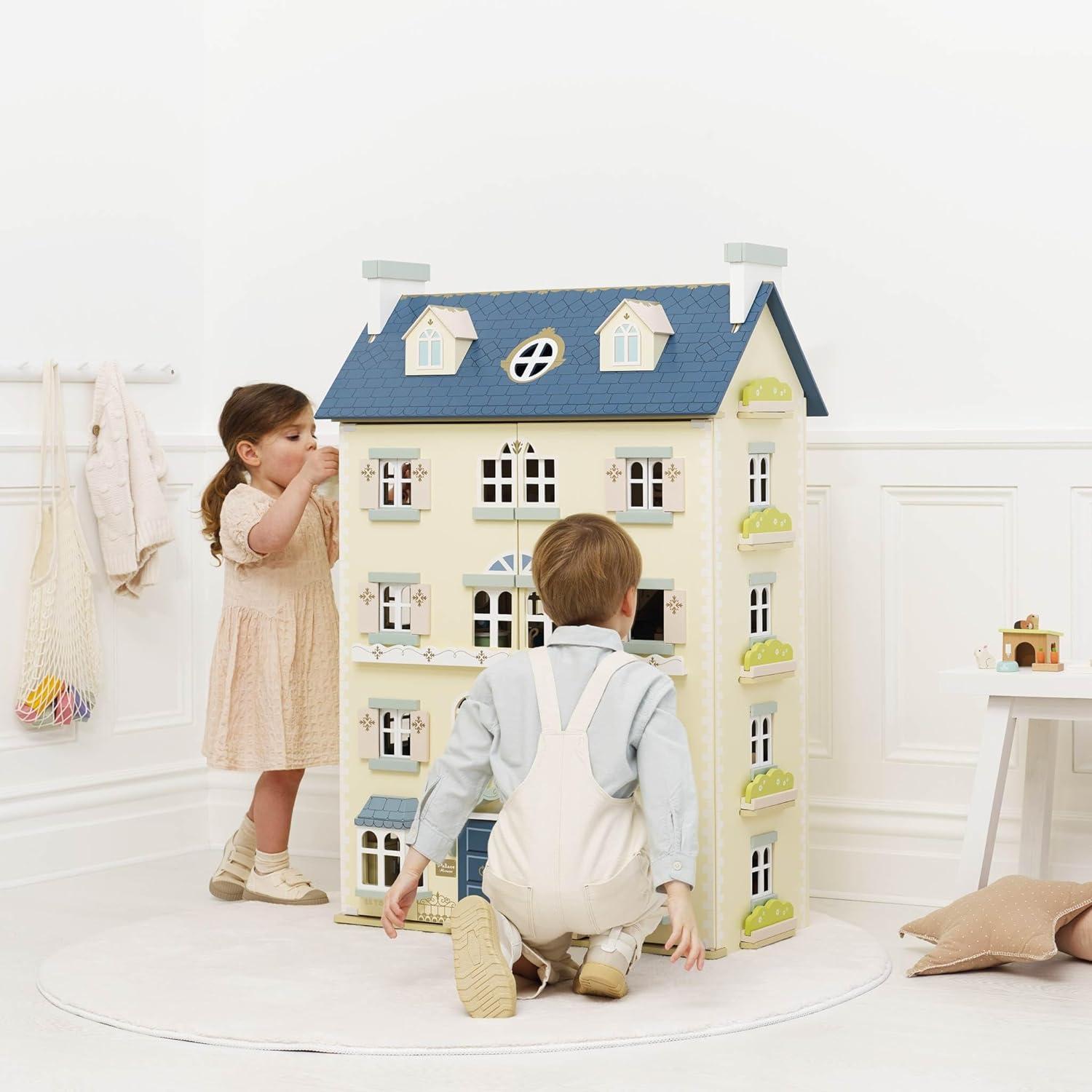 Le Toy Van - Palace House Large Wooden Doll House | Great As a Gift | 5 Storey Wooden Dolls House Play Set - Suitable for Ages 3+