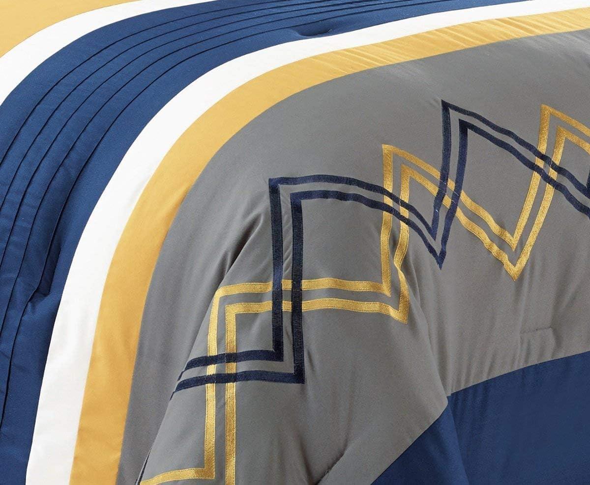 Oversized King Navy and Gray Microfiber Zigzag Comforter Set