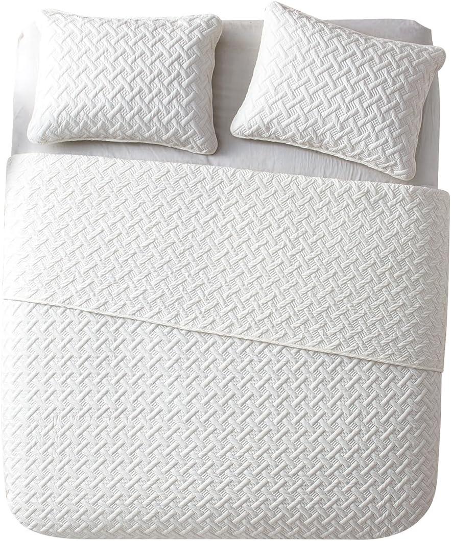 Nina Embossed Basketweave Quilt Set
