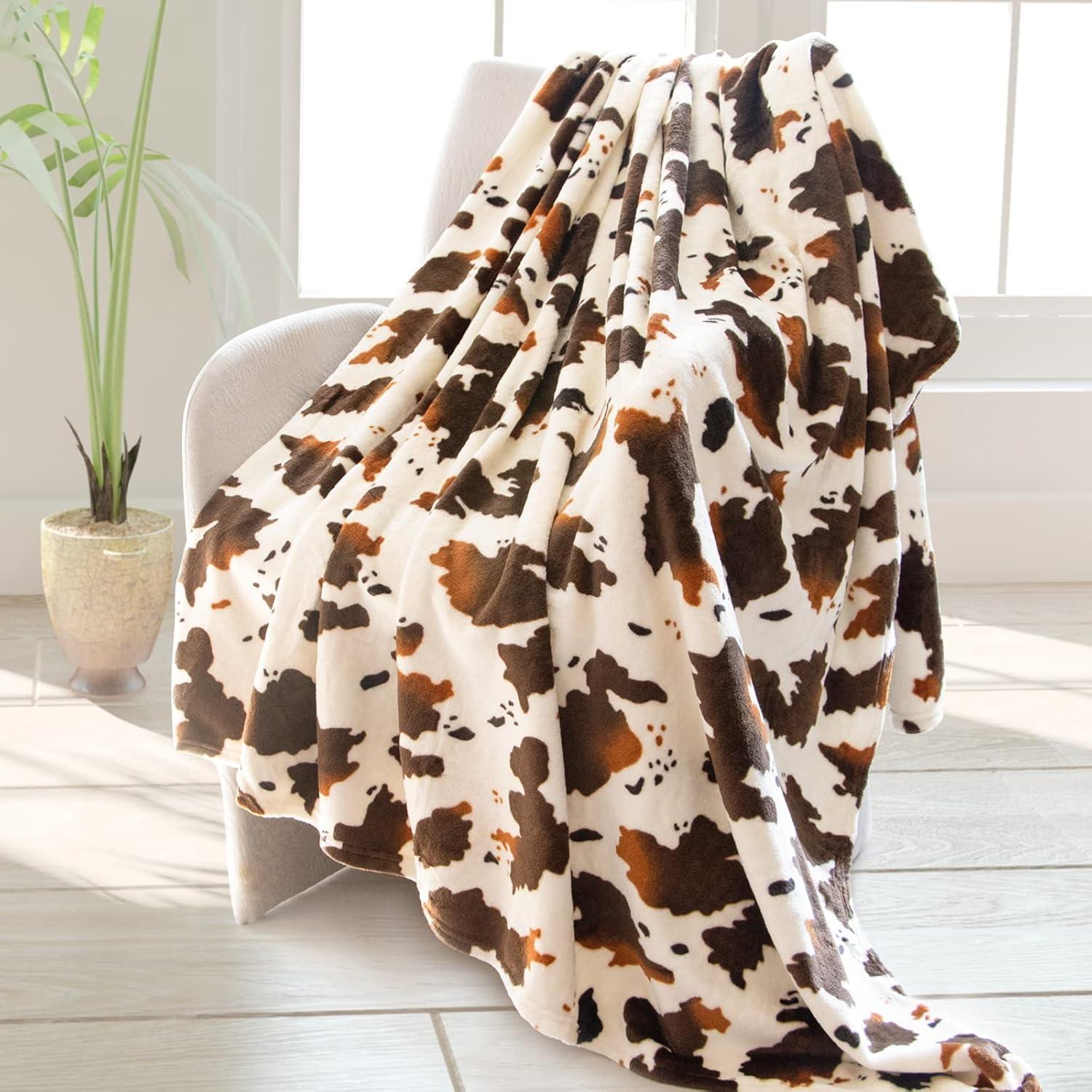 Brown Cow Print Blanket Twin Lightweight Couch Cow Throw Blankets Soft Warm Plush Fleece Cute Cow Blankets All Season Bedding Blanket Cow Gift for Adults Couples Mom Dad Camping 60" x 80"