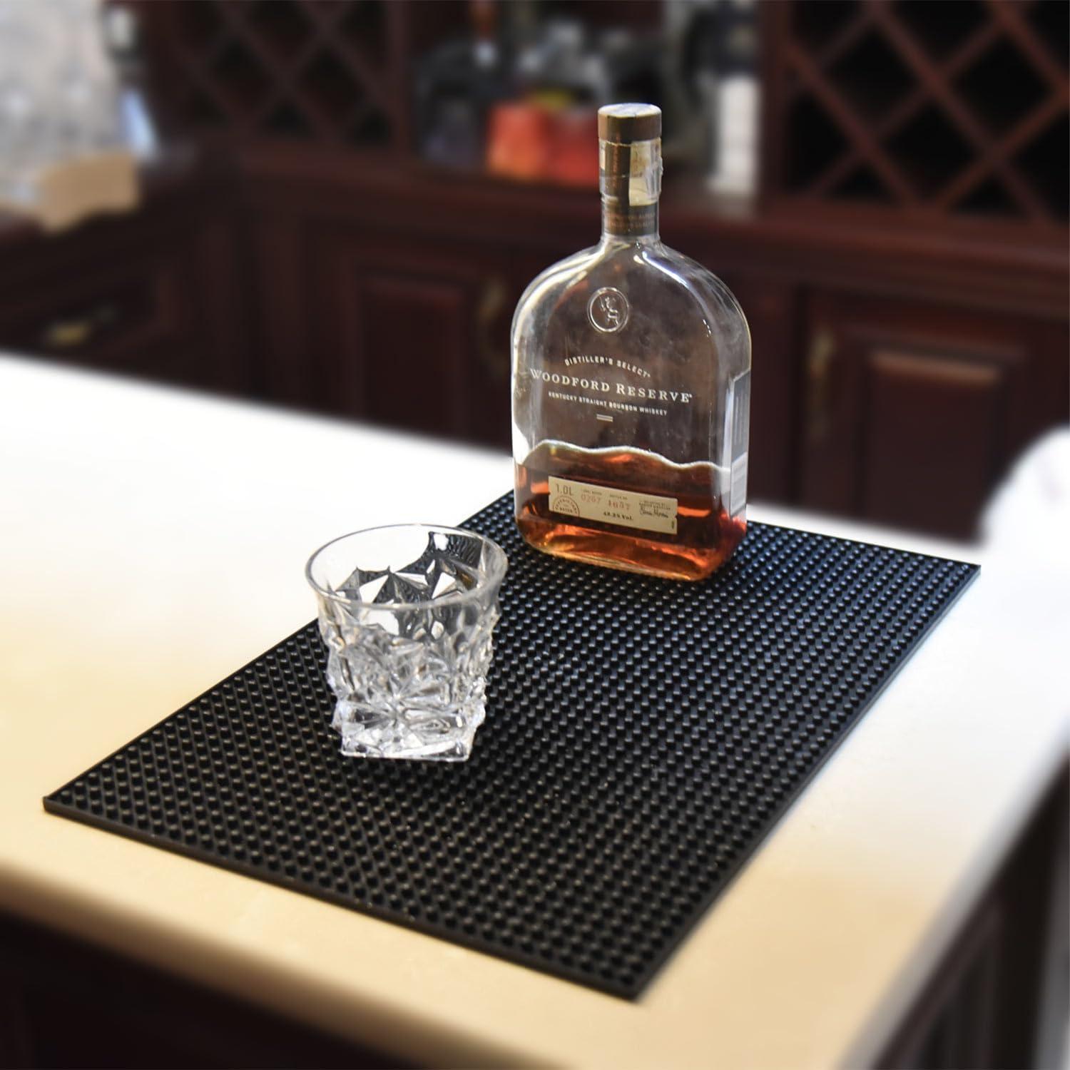 Black Silicone 18'' x 12'' Bar Service Mats, Set of 2