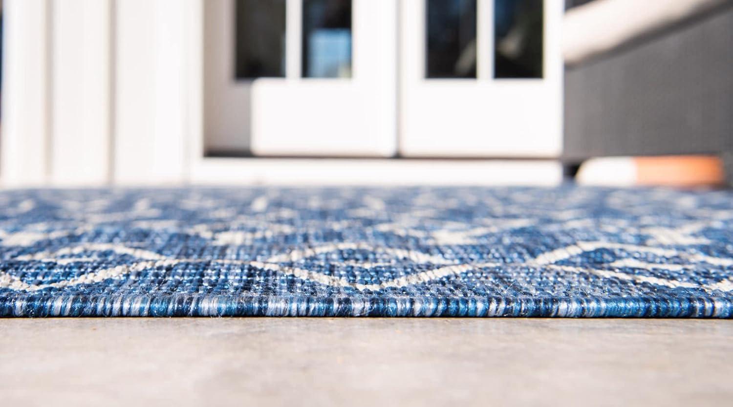 Unique Loom 10' 0 x 10' 0 Round Indoor/Outdoor Trellis Blue Area Rug