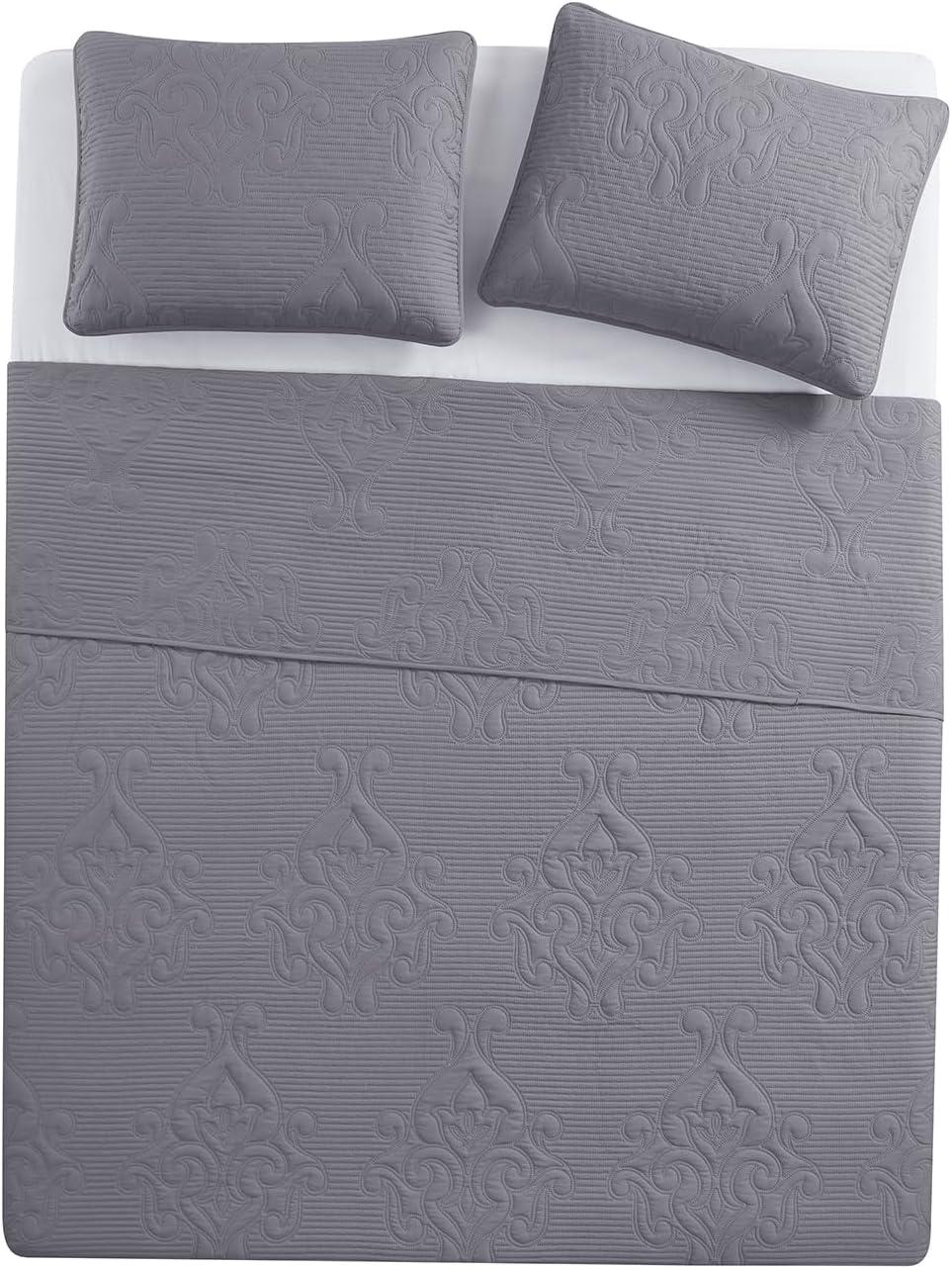 VCNY Square 3-Piece Solid Pinsonic Textured Quilt Set