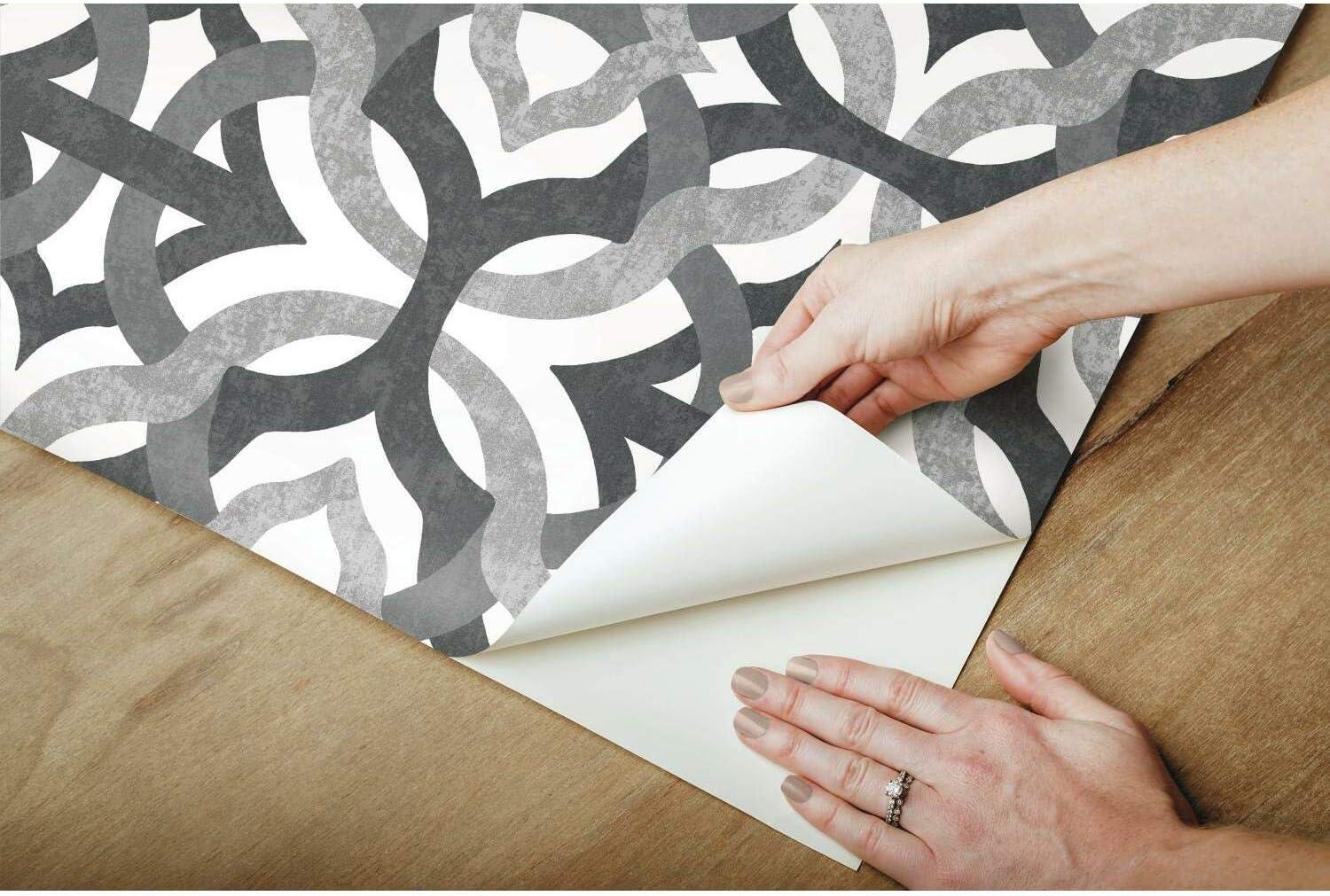 Waverly Peel & Stick Geometric Roll