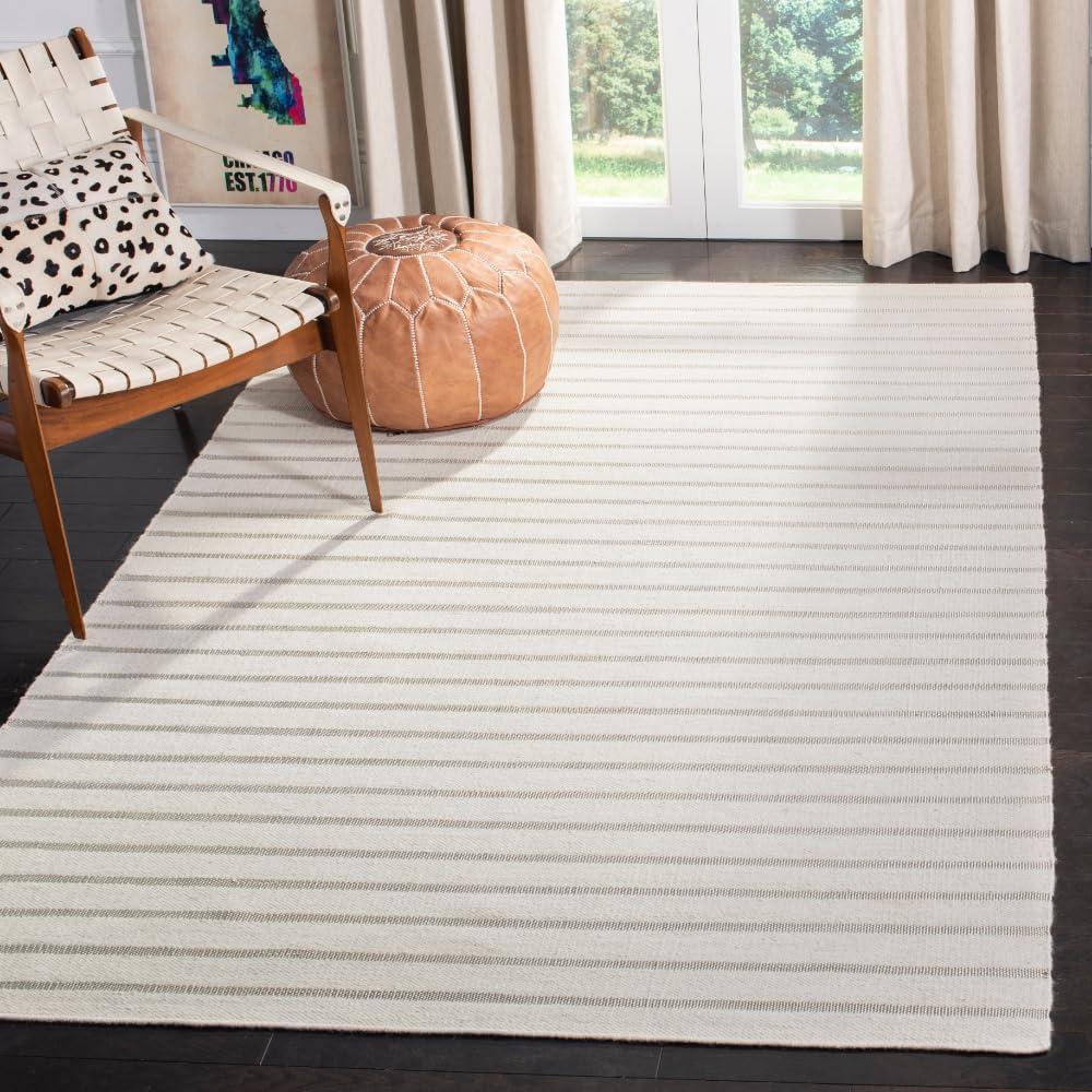 SAFAVIEH Dhurries Gina Geometric Wool Area Rug, White, 4' x 6'