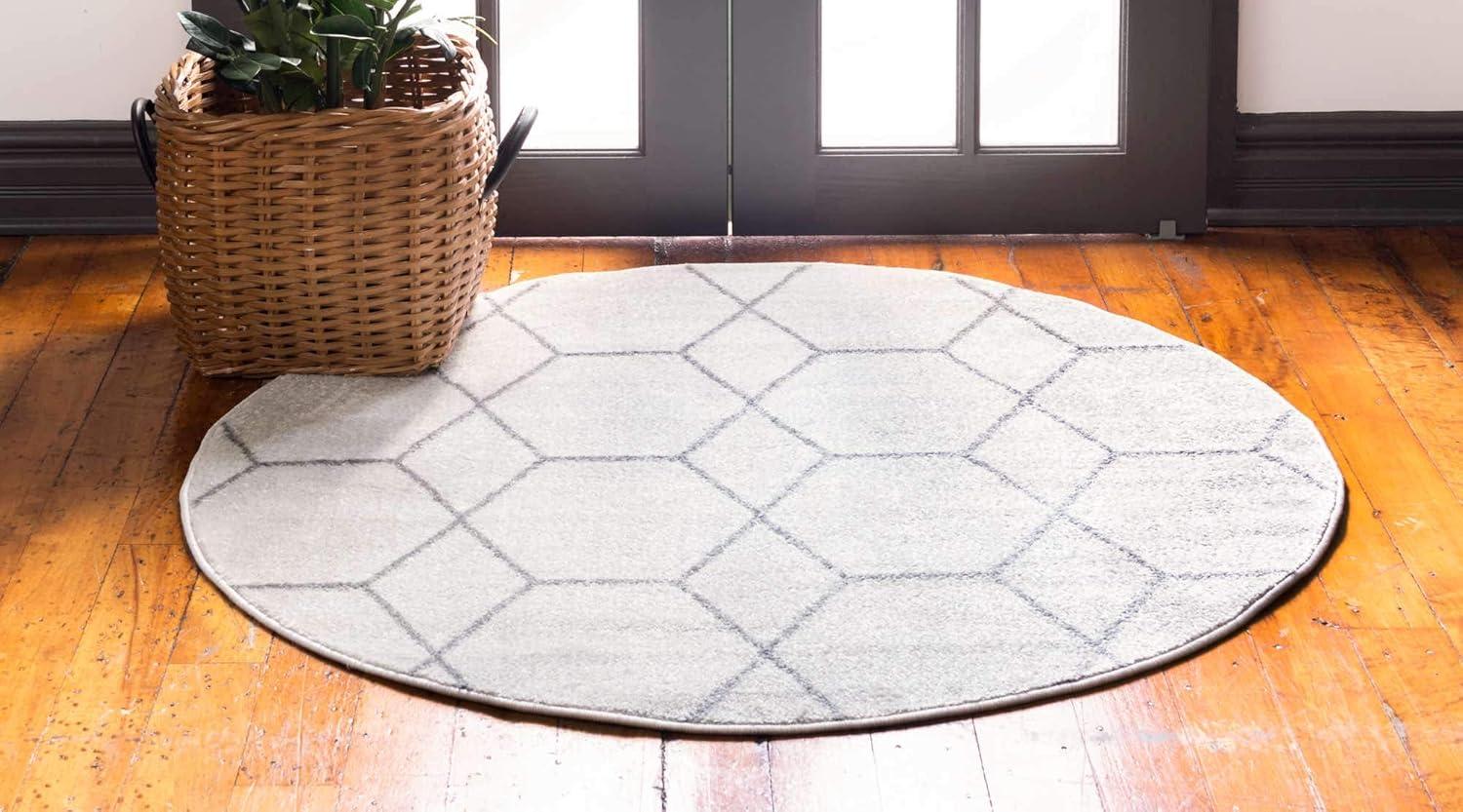 Unique Loom 4' 0 x 4' 0 Trellis Frieze Ivory Area Rug