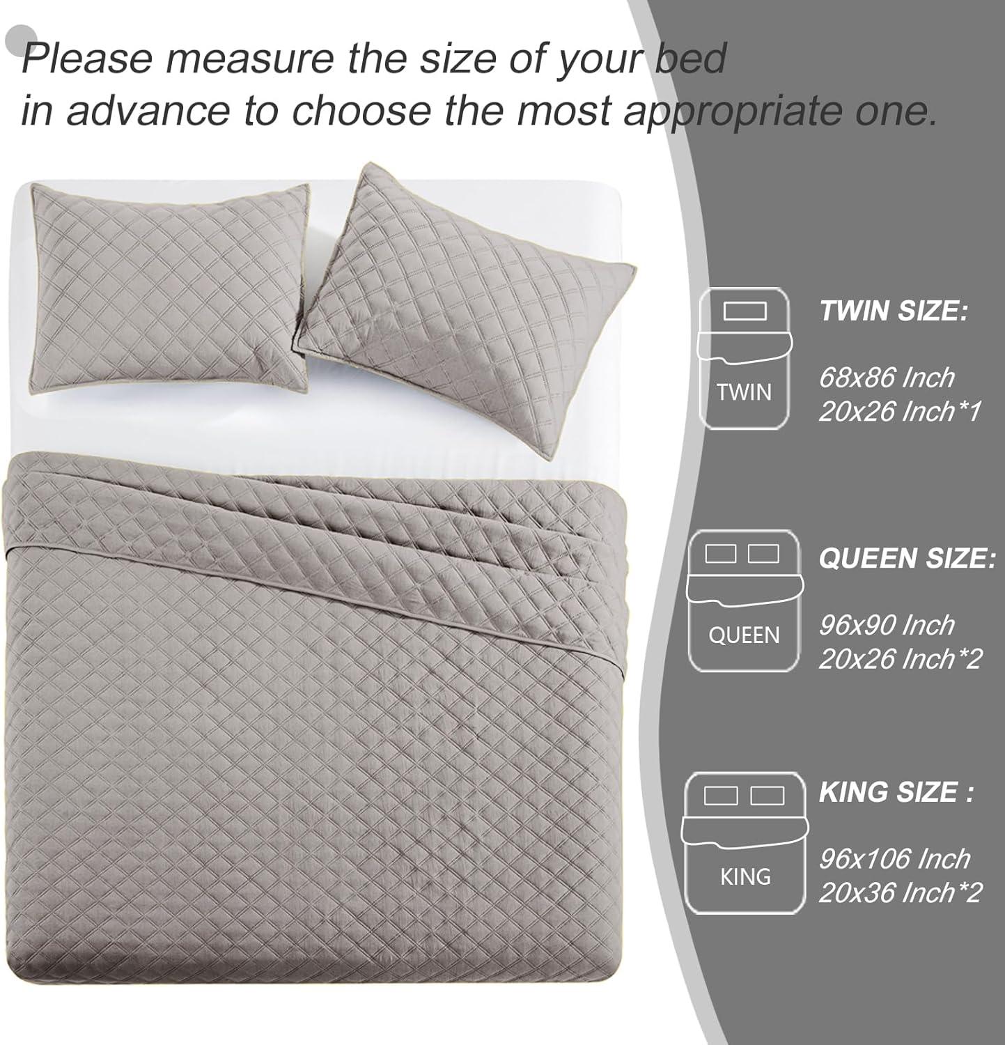 Exclusivo Mezcla Queen Quilt Bedding Set, Lightweight Soft Light Grey Queen Bedspreads Coverlets with Geometric Stitched Pattern