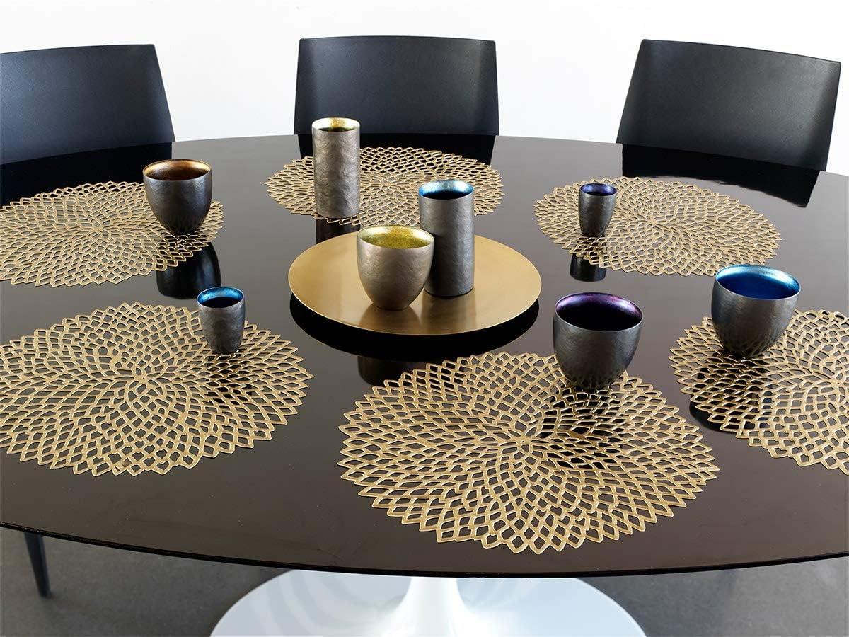 Chilewich Brass Vinyl Round Dahlia Placemats 15 in. L X 14 in. W