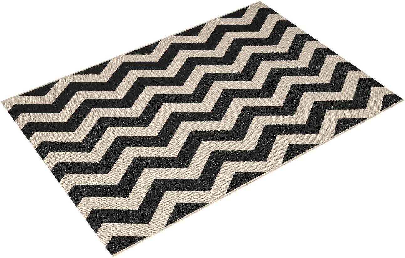 SAFAVIEH Courtyard Ayden Chevron Indoor/Outdoor Area Rug, 5'3" x 7'7", Black/Beige