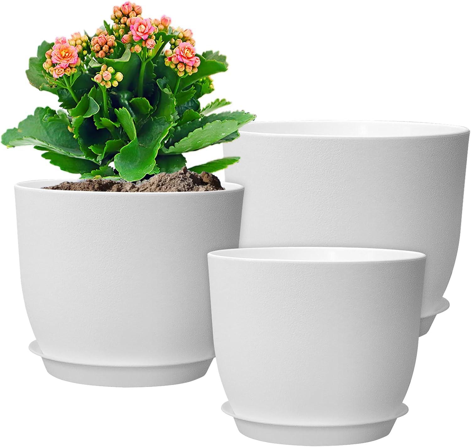 White Round Plastic Indoor/Outdoor Planter Set with Drainage Holes