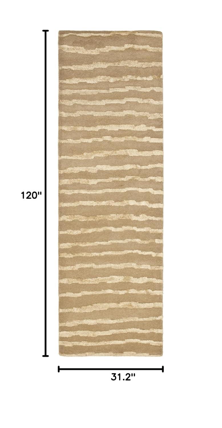Soho SOH519 Hand Tufted Indoor Runner Rug - Grey - 2'6"x10' - Safavieh
