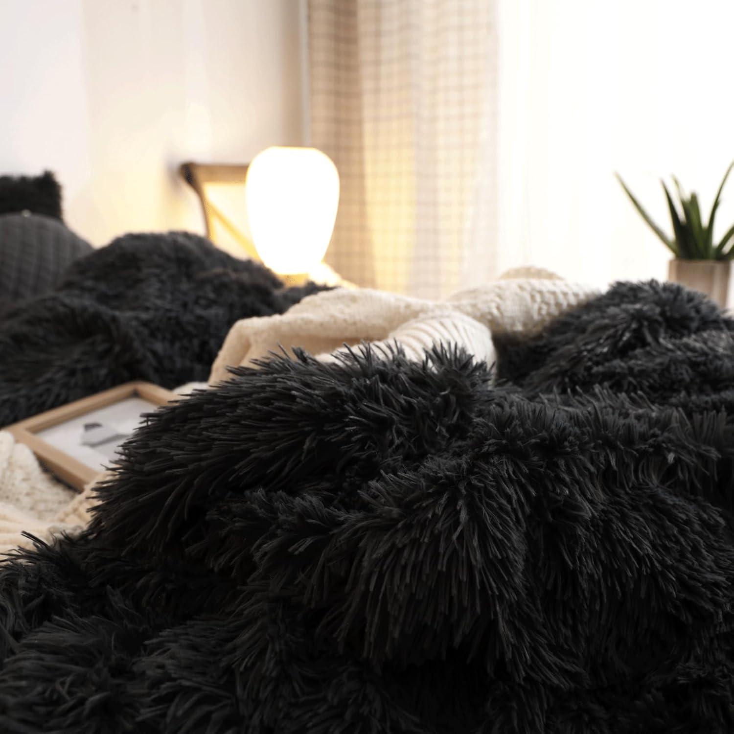 Plush Black Comforter Cover Queen Set, Soft Faux Fur Fluffy Black Bedding Queen Set 3 Pieces (1 Fuzzy Duvet Cover + 2 Furry Pillow Cases) Shaggy Bed Set, Zipper Closure