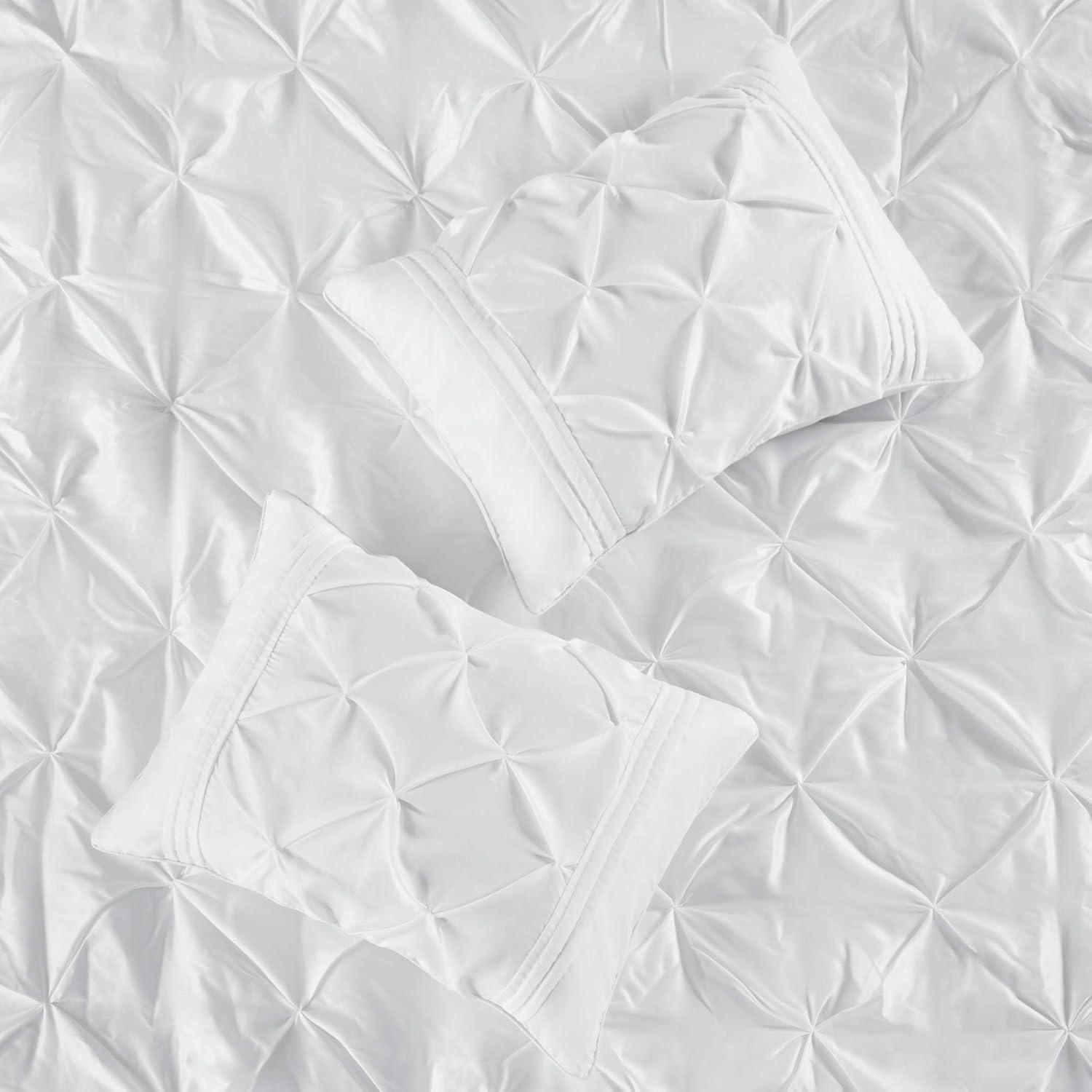 Madison Park Laurel 7 Piece Tufted Comforter Set