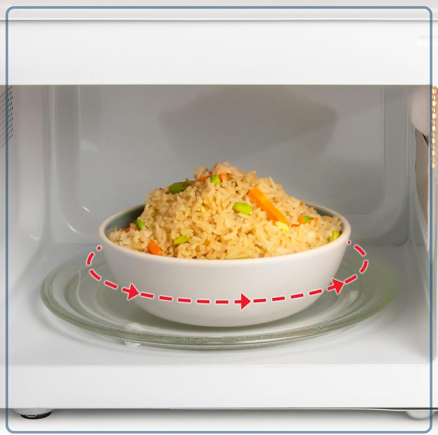 Nostalgia Retro Countertop Microwave 1.1 Cu Ft & 1000 Watt NRMO11PK6A