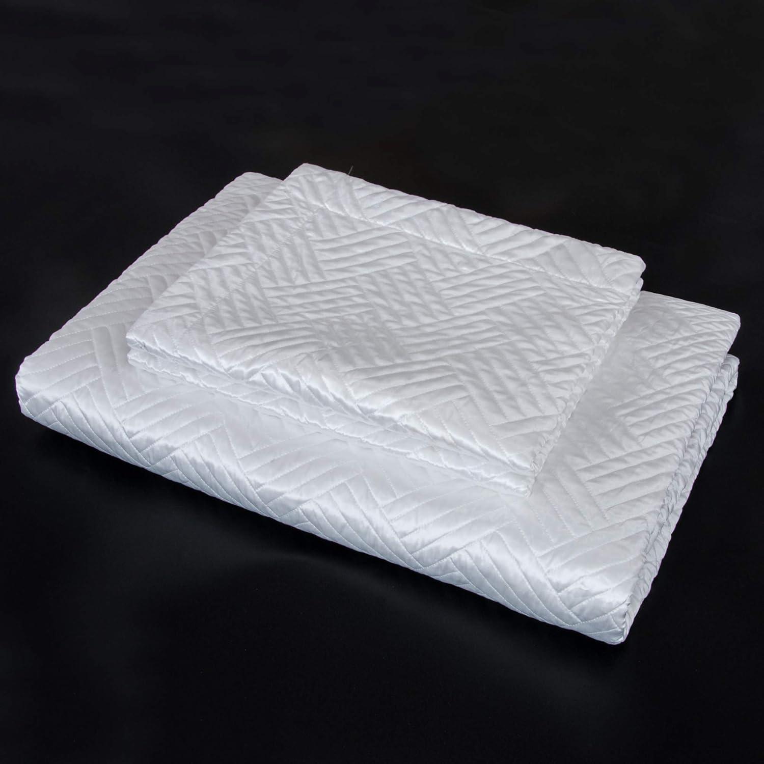 NTBAY 3 Pieces Quilt Set, Silk Satin Geometric Pattern Quilted Coverlet Set (1 Quilt, 2 Pillow Shams) - NTBAY