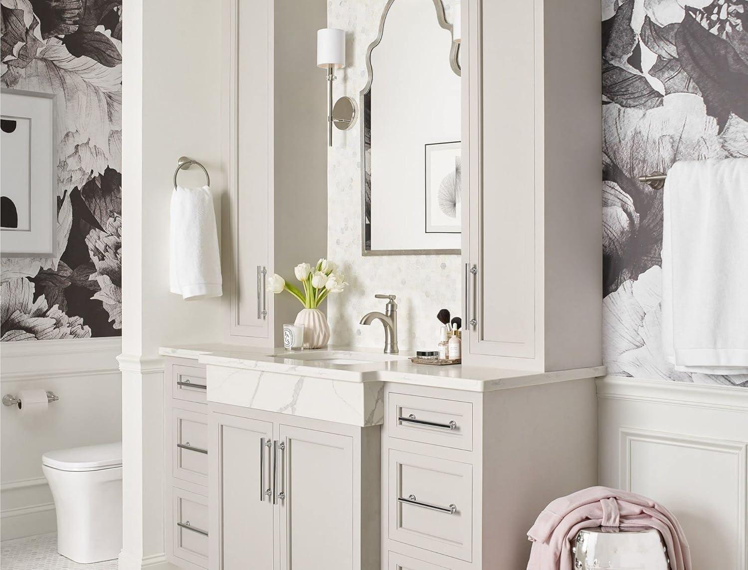 Moen Halle Brushed Nickel Moen MY0318BN Halle 18-inch Single Towel Bar, MY0318BN
