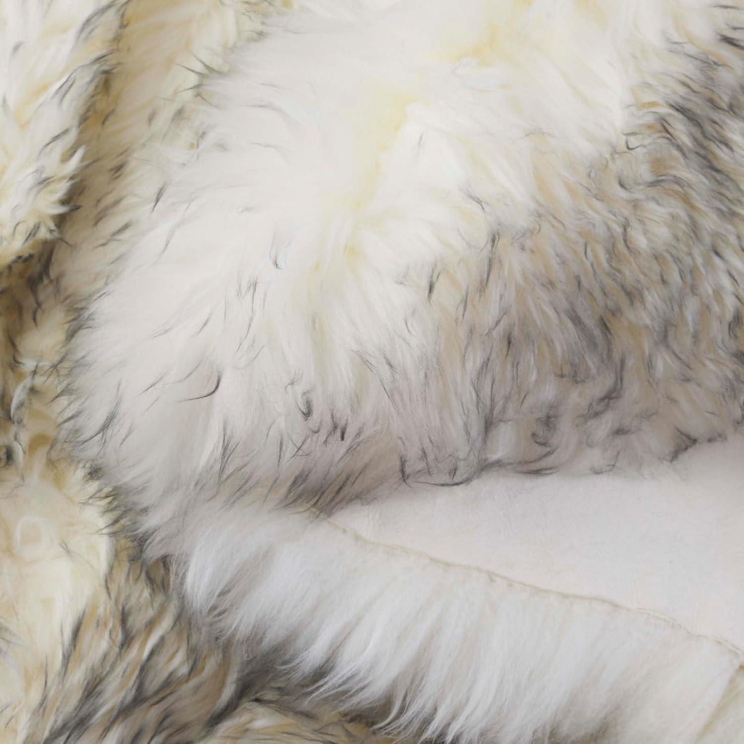 SAFAVIEH Sheep Skin Tiana Animal Area Rug, Ivory/Smoke Grey, 5'5" x 7'7"