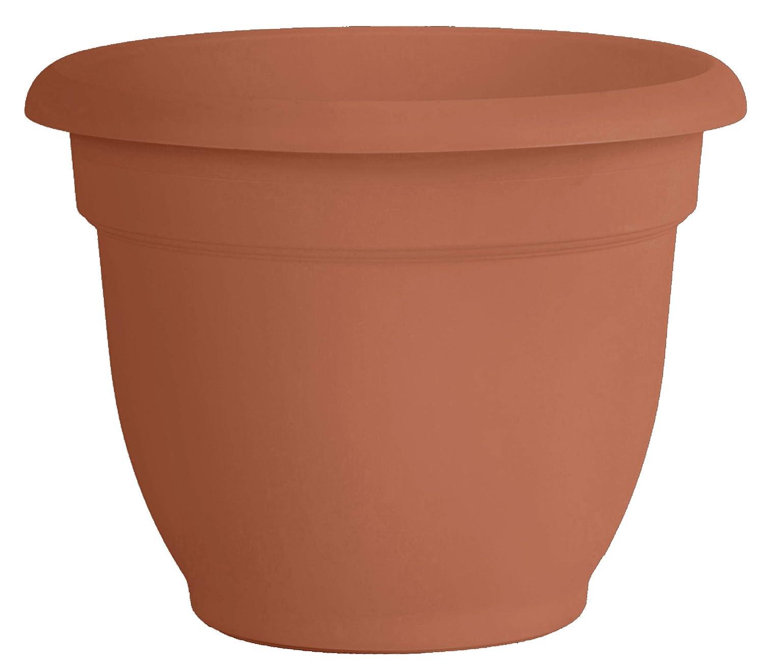 Bloem Ariana Traditional Self-Watering Indoor/Outdoor Pot Planter