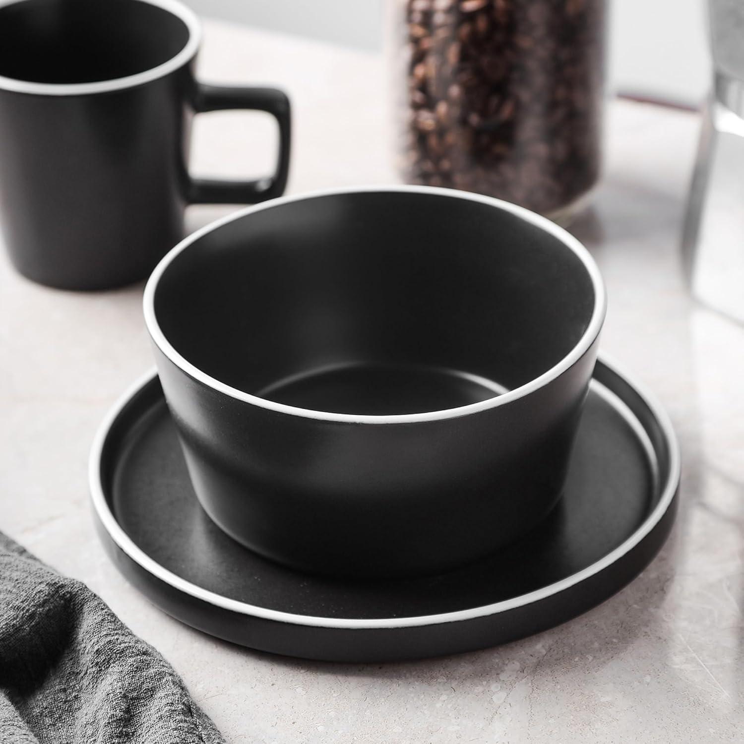 Black and White Ceramic 32-Piece Dinnerware Set