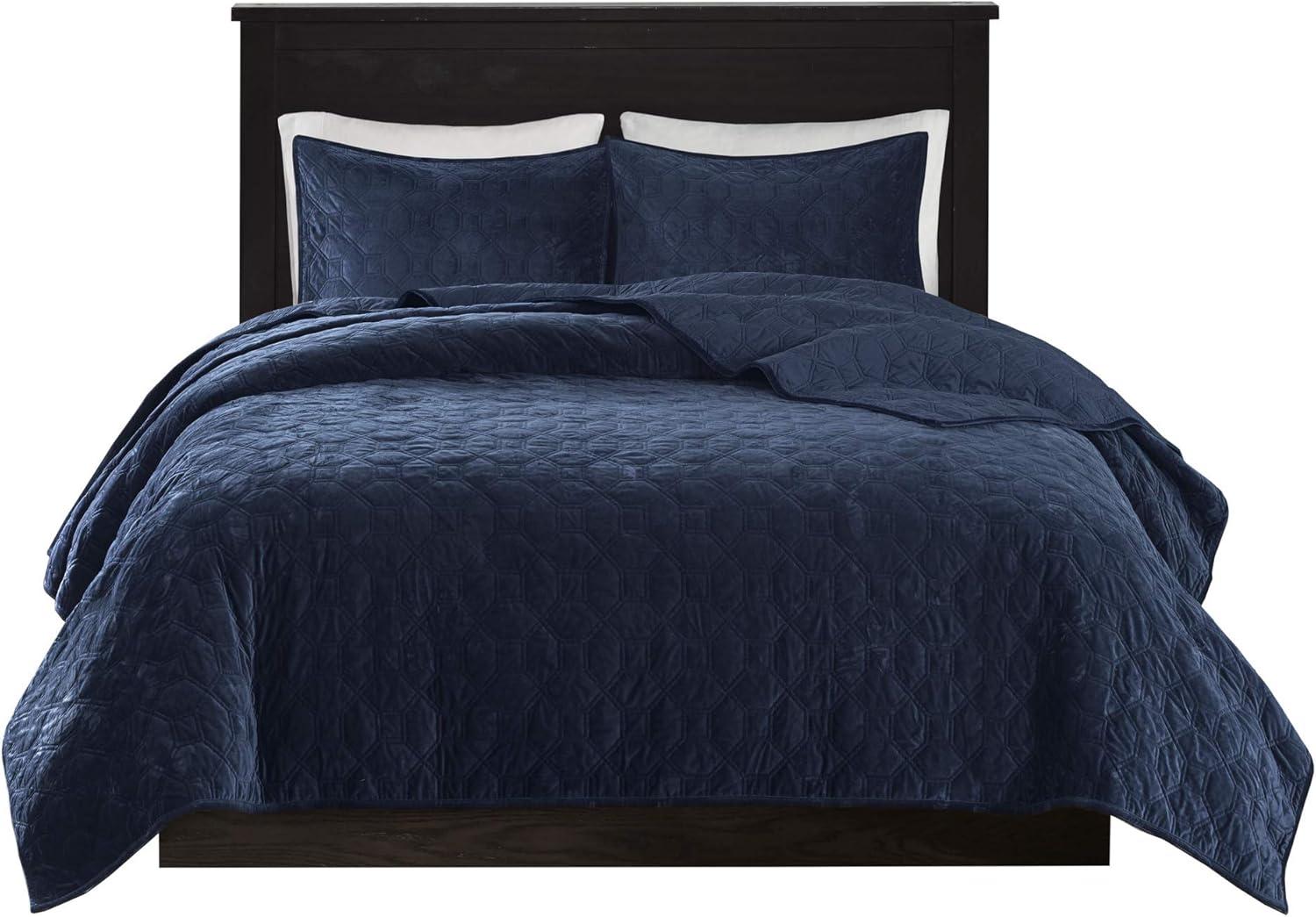 Harper 3 Piece Velvet Quilt Set