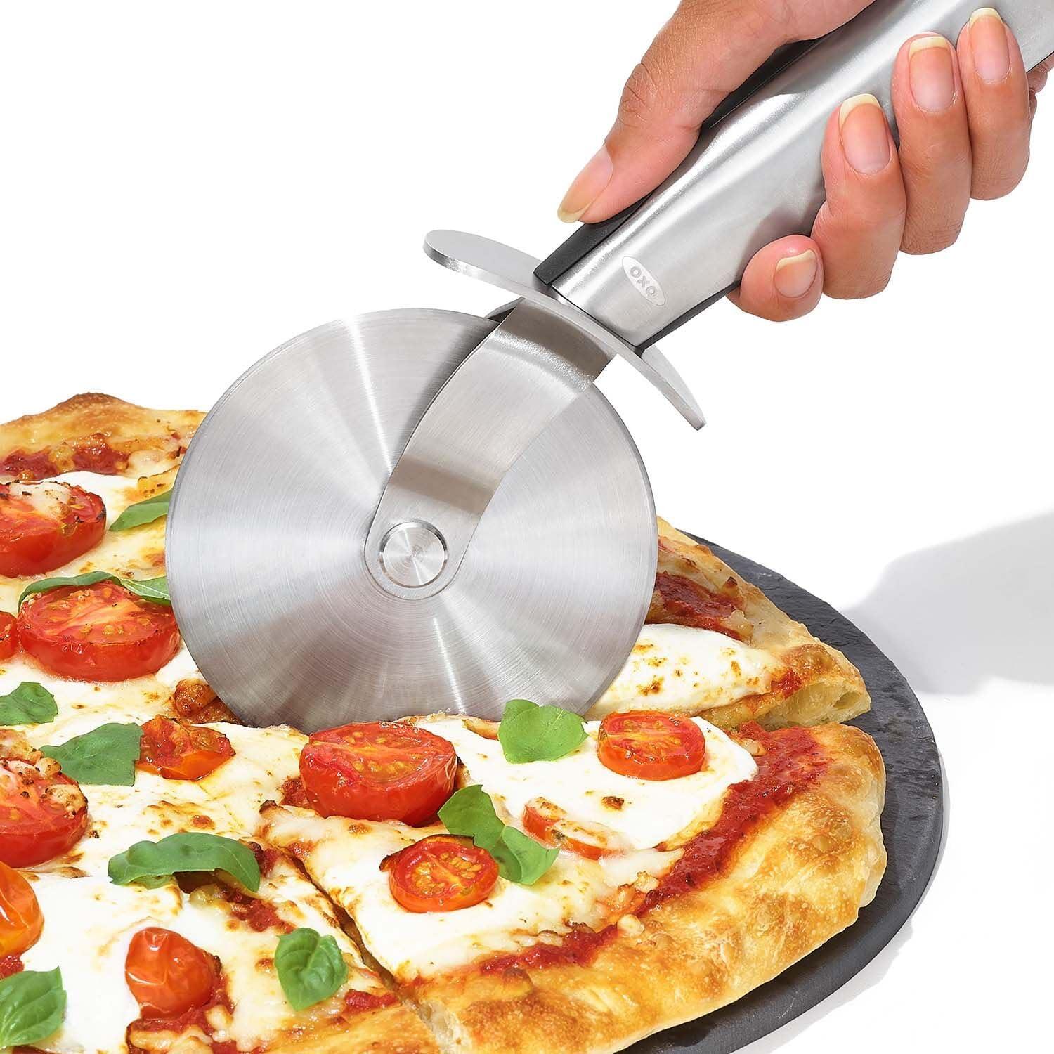 Stainless Steel 4" Pizza Wheel with Soft Grip