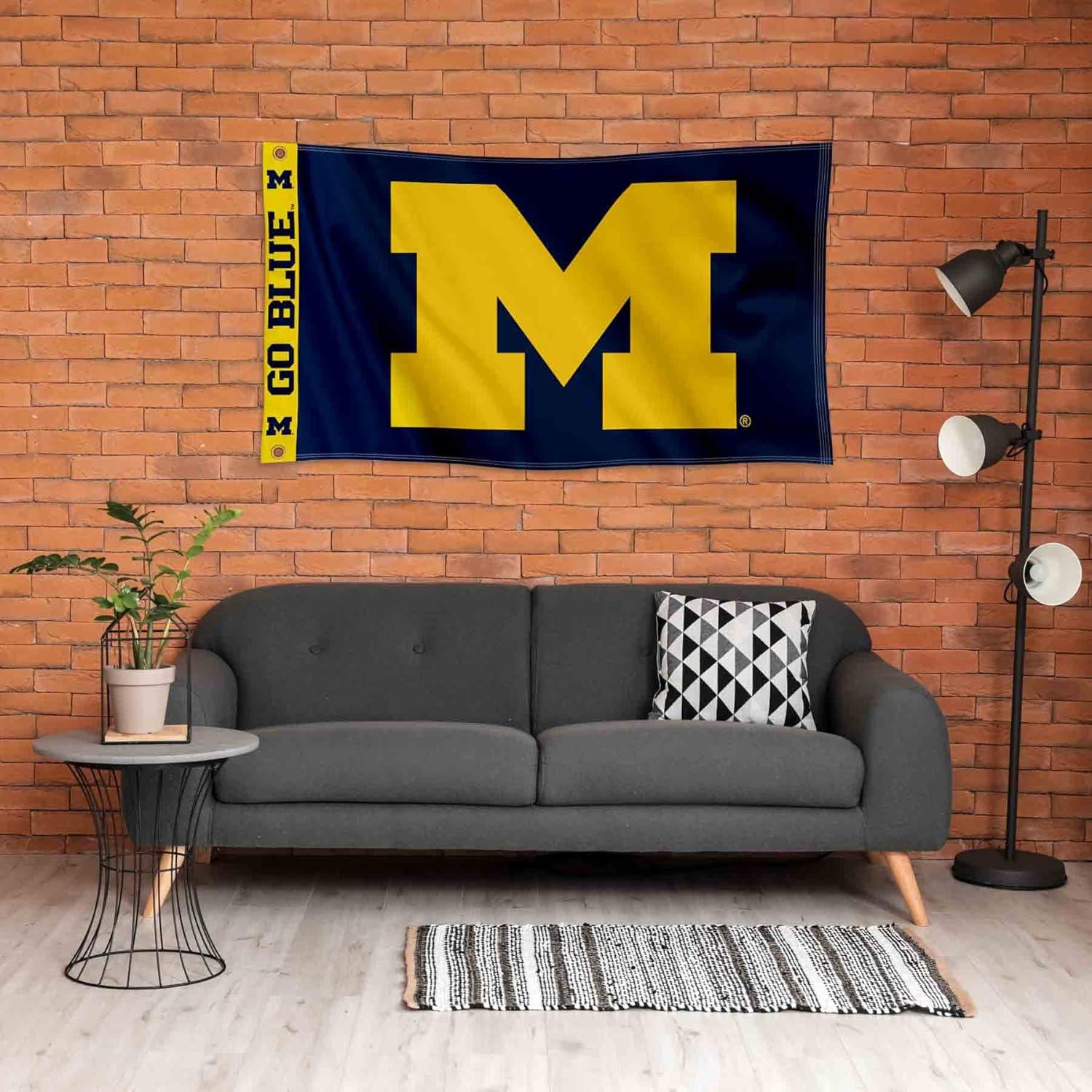 Michigan-Wolverine's 3X5 Indoor Outdoor Banner Flag w/grommets for hanging