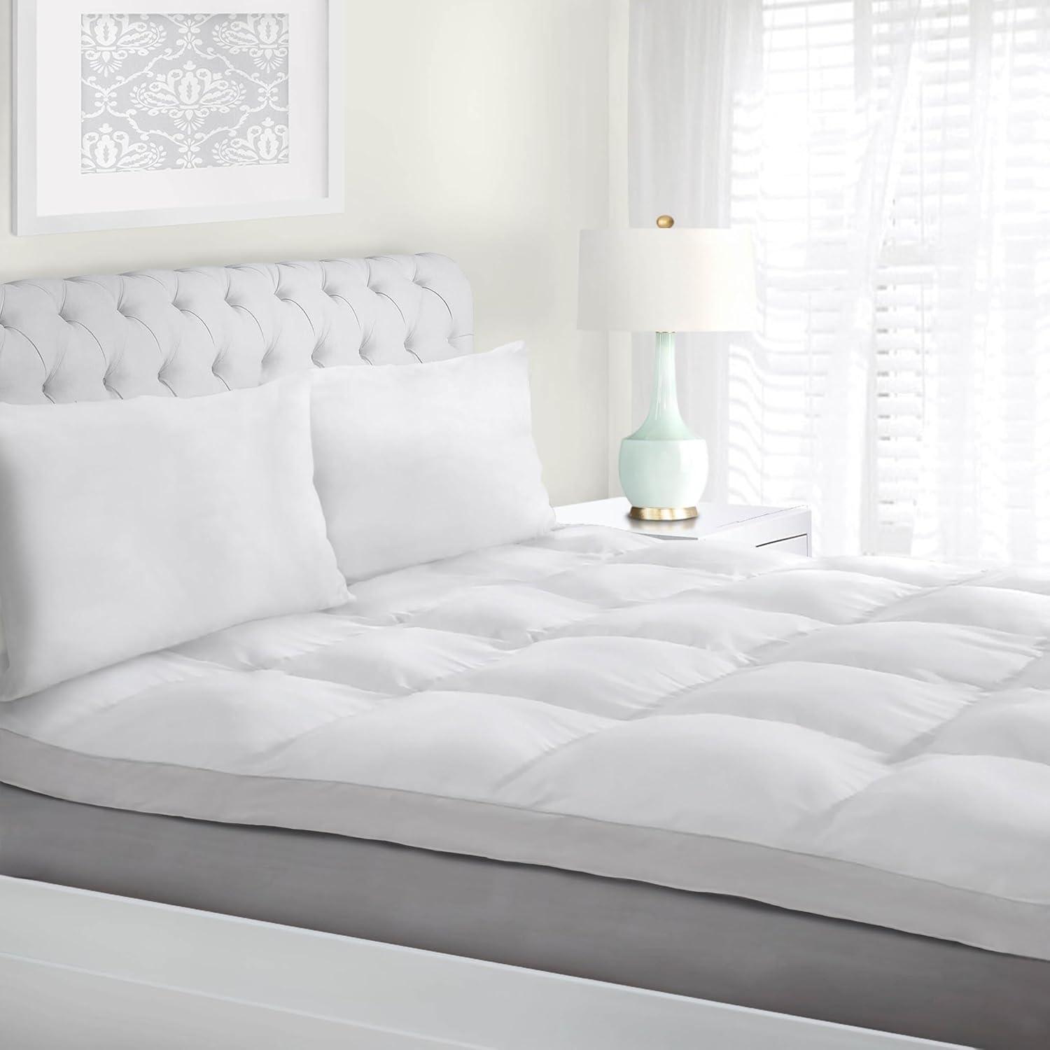 Queen White Down Alternative Hypoallergenic Mattress Topper