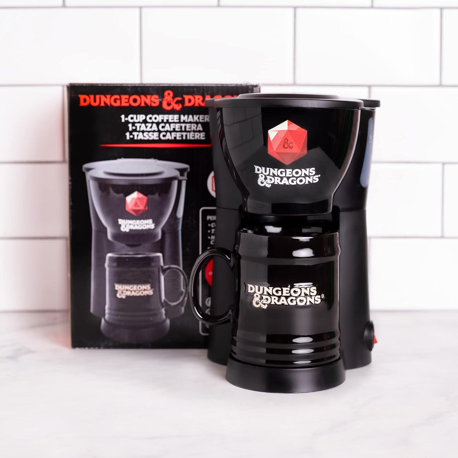 Uncanny Brands Marvel Spider-Man Coffee Maker Set