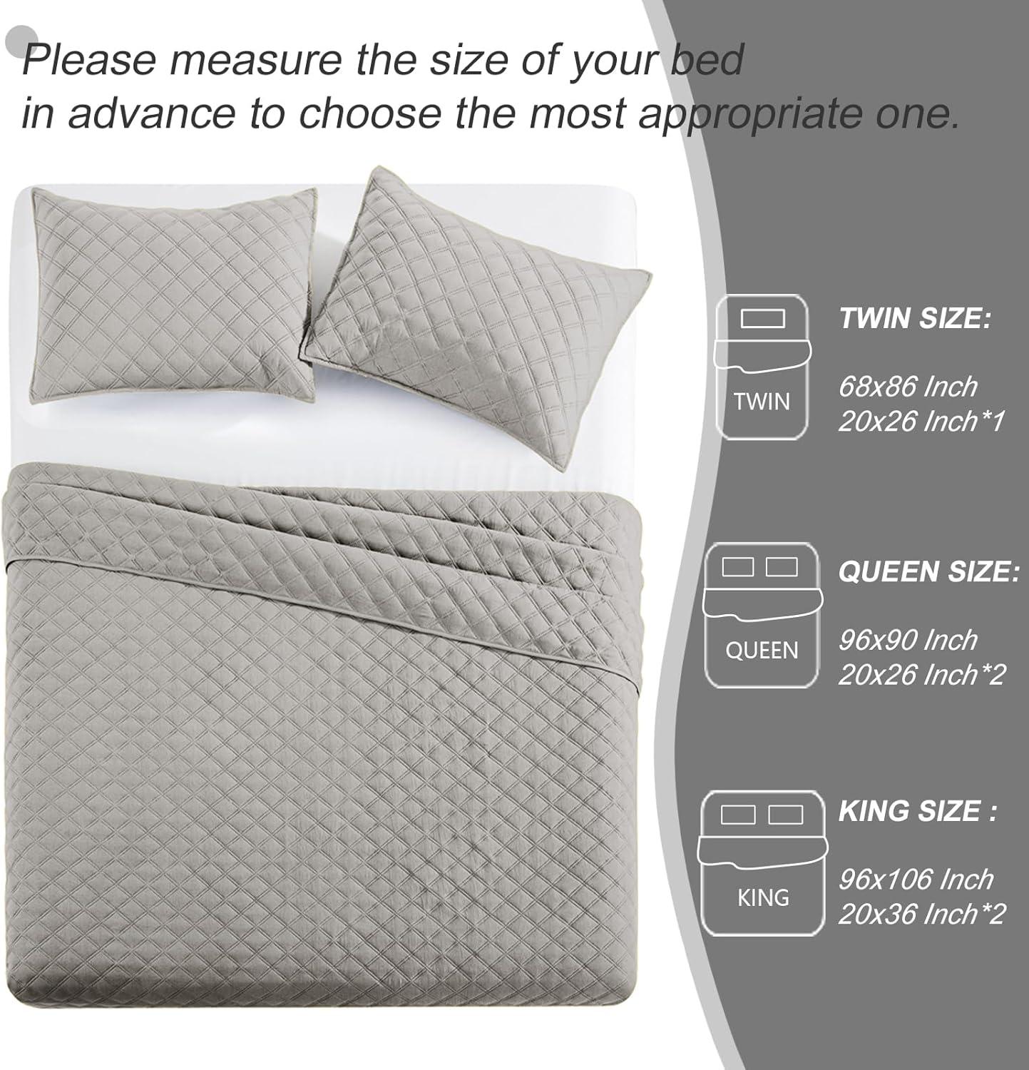 Exclusivo Mezcla Queen Quilt Bedding Set, Lightweight Soft Light Grey Queen Bedspreads Coverlets with Geometric Stitched Pattern
