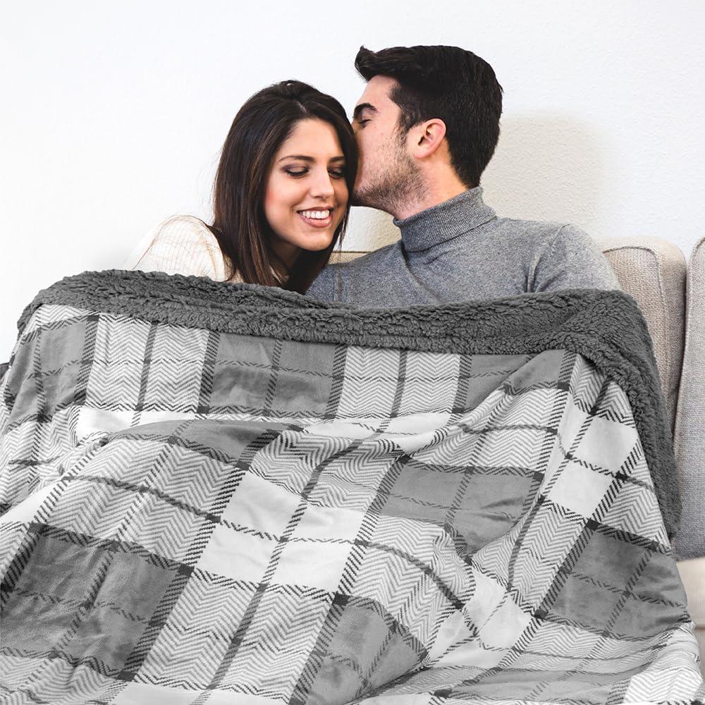 Light Gray Plaid Sherpa Fleece Twin Throw Blanket