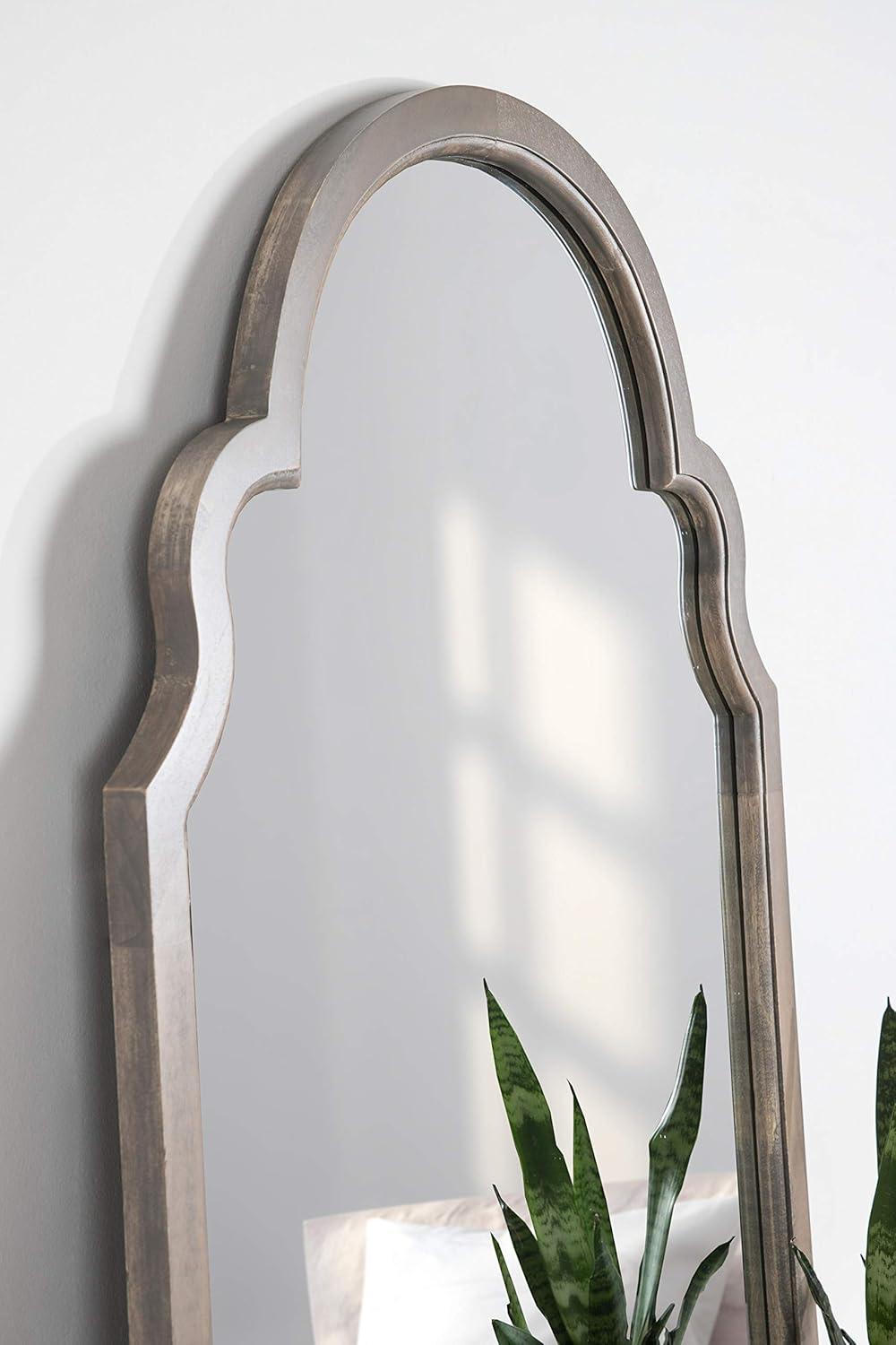 Kate & Laurel All Things Decor Hogan Arch Framed Mirror