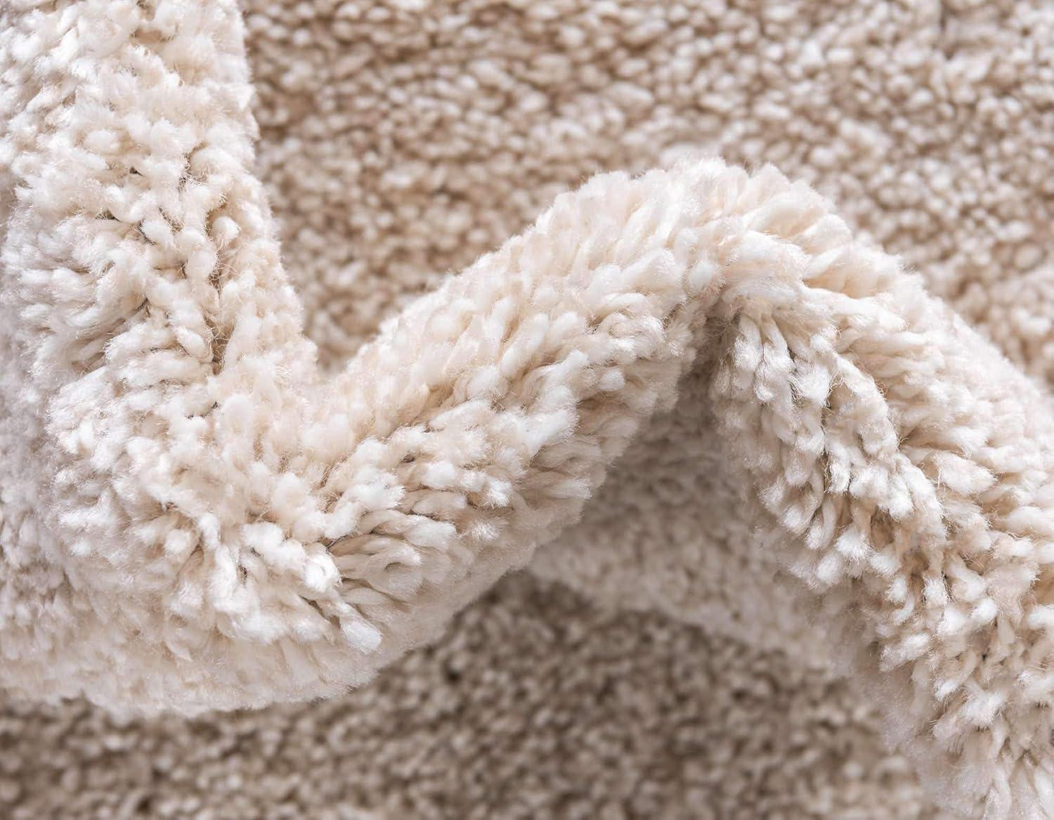Unique Loom Solo Collection Area Rug - Calabasas (2' 2" x 3' 1" Rectangle, Ivory)
